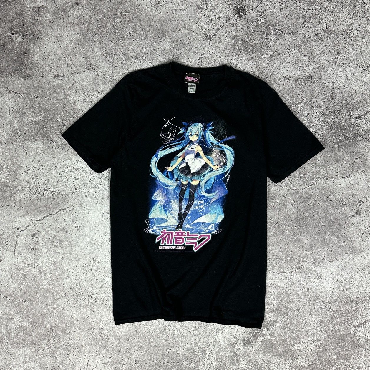 Vintage 00s Hatsune Miku Vocaloid Software Promo tee Y2K