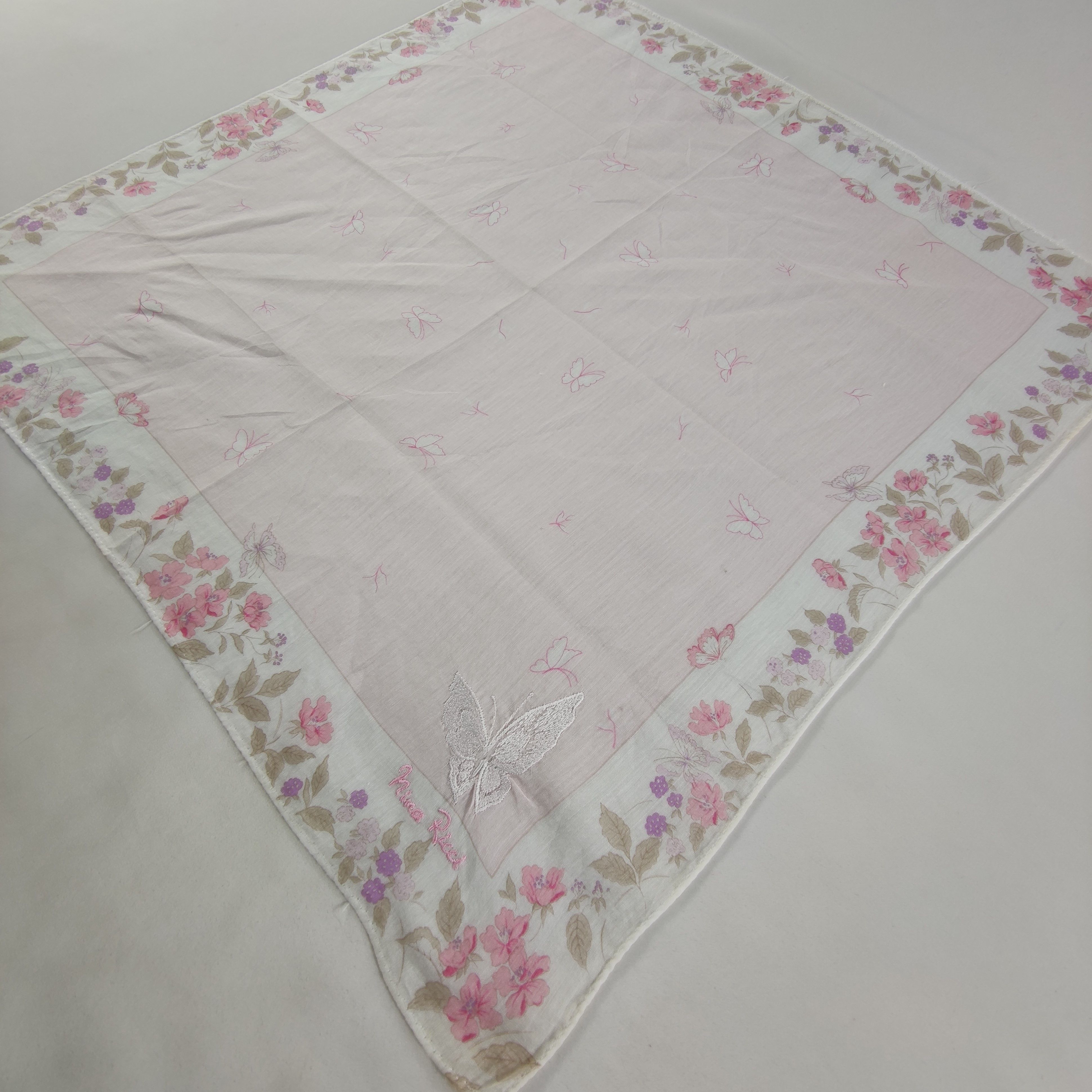 Nina Ricci Nina Ricci Handkerchief/Neckerchief/Bandana Size ONE SIZE - 3 Thumbnail