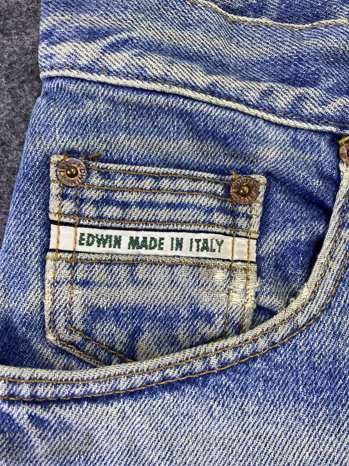 Edwin Edwin Made In Italy Distress Blue Wash Jeans - J792 Size US 28 / EU 44 - 4 Thumbnail
