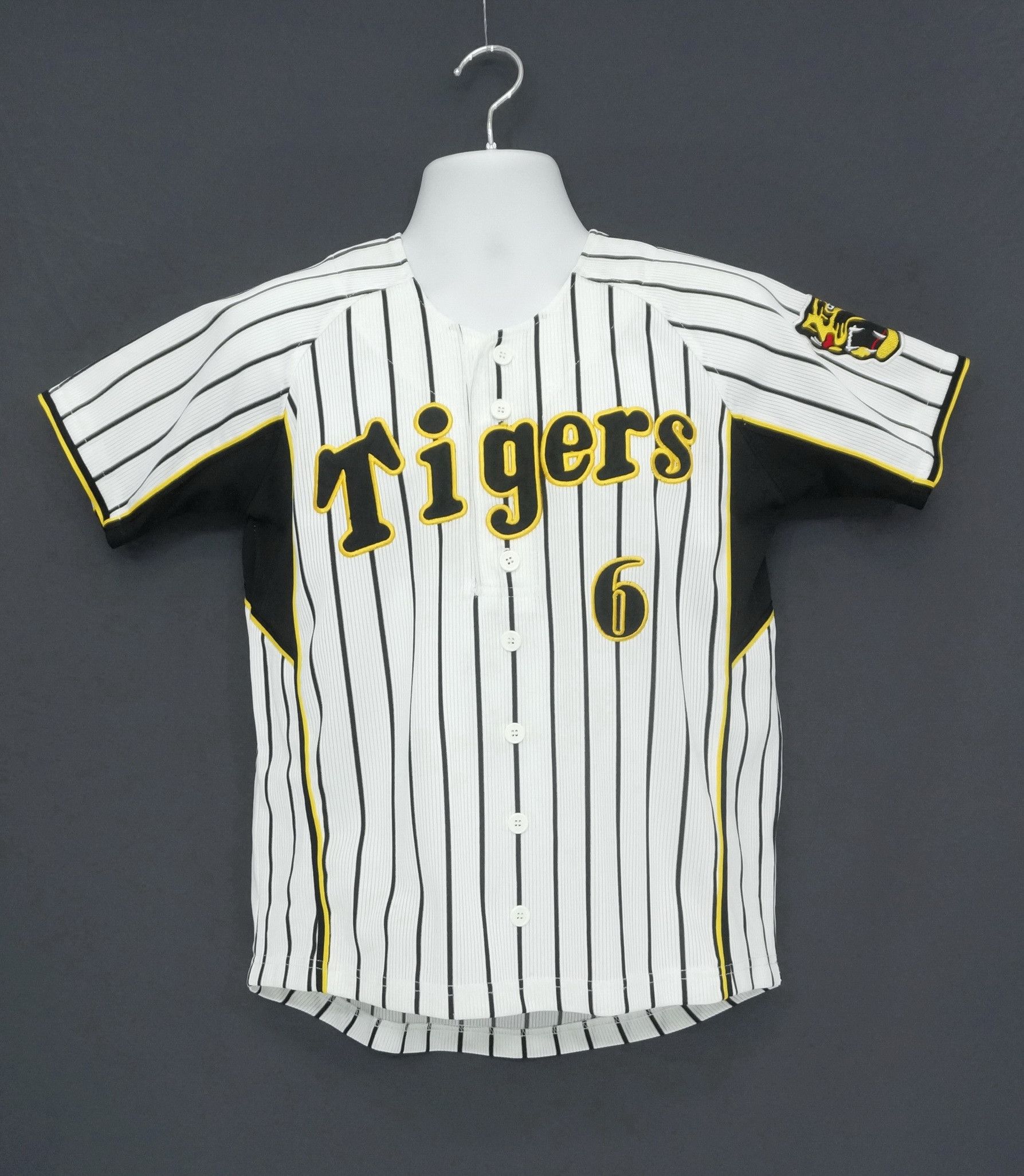 Japanese Brand Japan HANSHIN TIGERS Jersey Kanemoto Size US XS / EU 42 / 0 - 1 Thumbnail