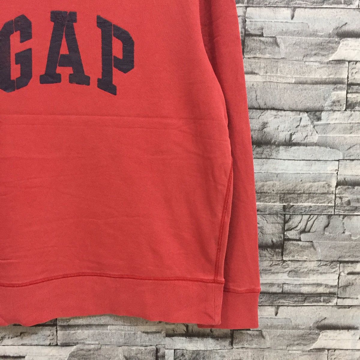 Gap Vintage GAP sweatshirt big logo spell out oversized Size US XL / EU 56 / 4 - 3 Thumbnail