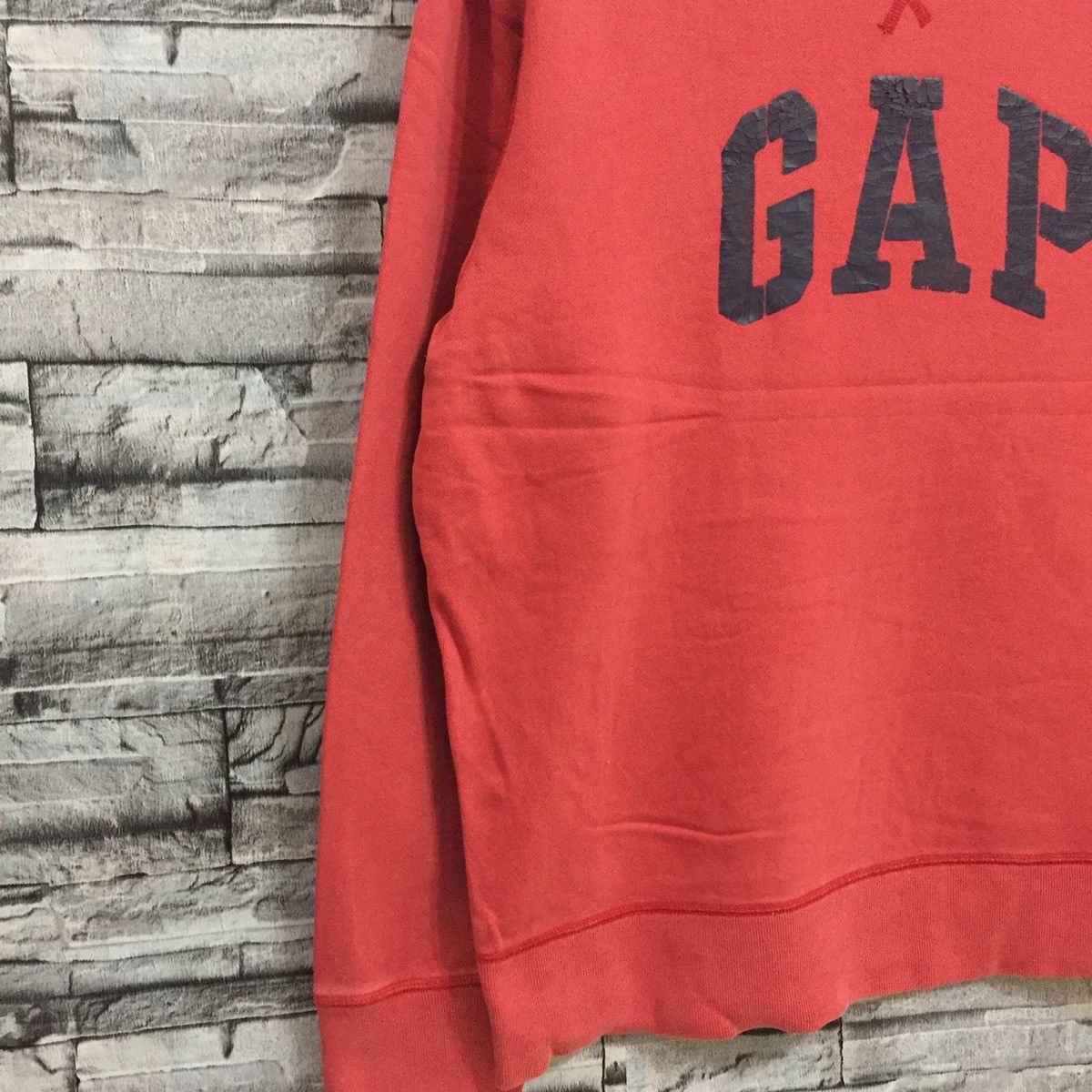Gap Vintage GAP sweatshirt big logo spell out oversized Size US XL / EU 56 / 4 - 4 Thumbnail