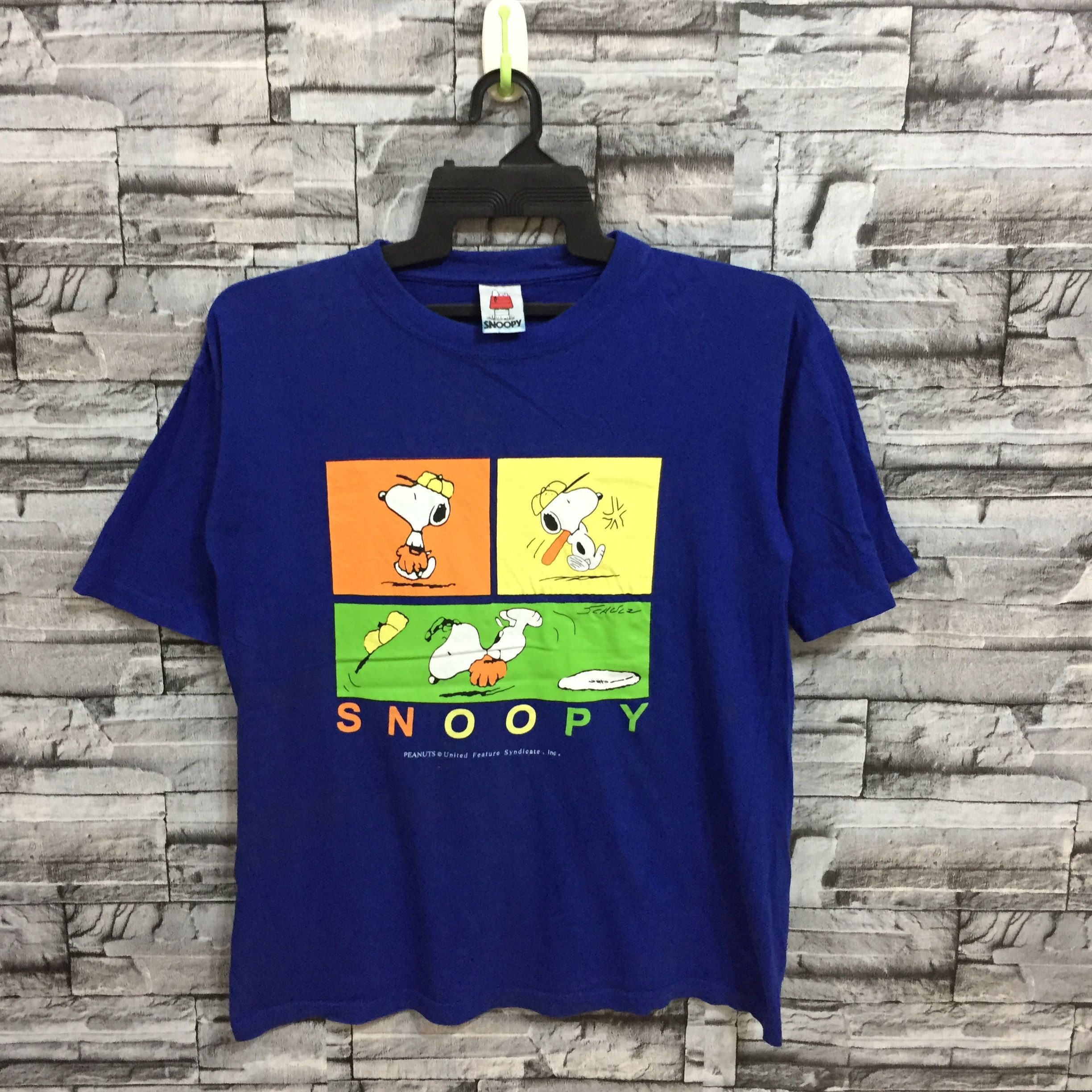 Peanuts Vintage Snoopy t shirt peanuts baseball t shirt fit L Size US L / EU 52-54 / 3 - 1 Thumbnail