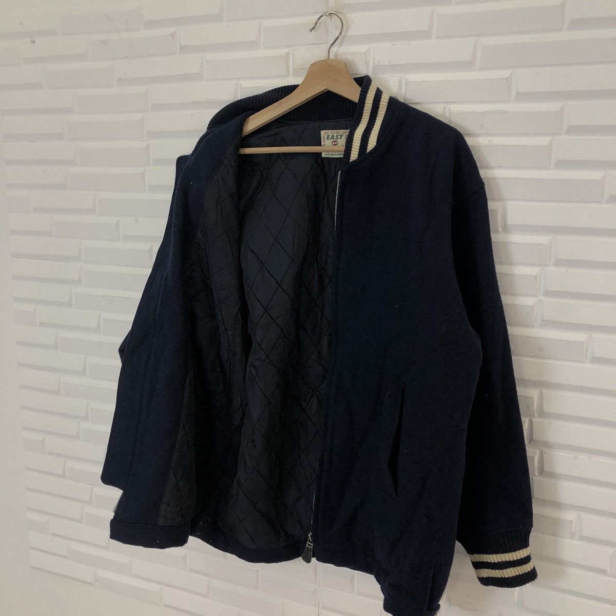 Japanese Brand VINTAGE EAST BOY SPORTS VARSITY JACKET BIG LOGO Size US M / EU 48-50 / 2 - 12 Thumbnail
