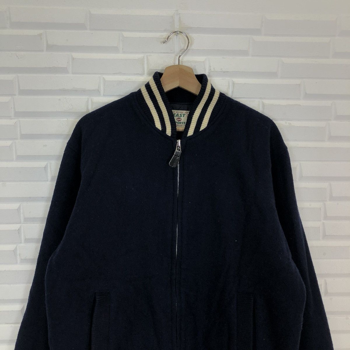Japanese Brand VINTAGE EAST BOY SPORTS VARSITY JACKET BIG LOGO Size US M / EU 48-50 / 2 - 4 Thumbnail