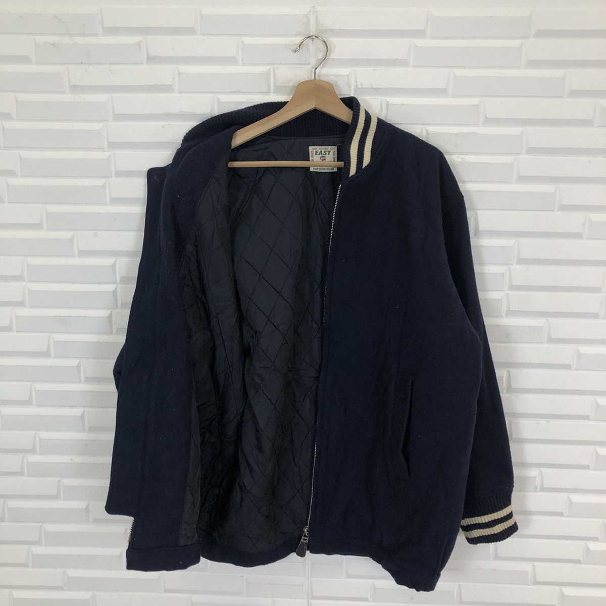 Japanese Brand VINTAGE EAST BOY SPORTS VARSITY JACKET BIG LOGO Size US M / EU 48-50 / 2 - 11 Thumbnail