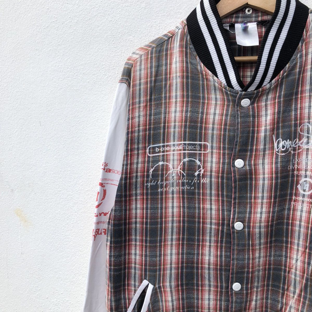 Japanese Brand VINTAGE VARSITY JACKET TARTAN DESIGN RARE STYLE Size US L / EU 52-54 / 3 - 5 Thumbnail