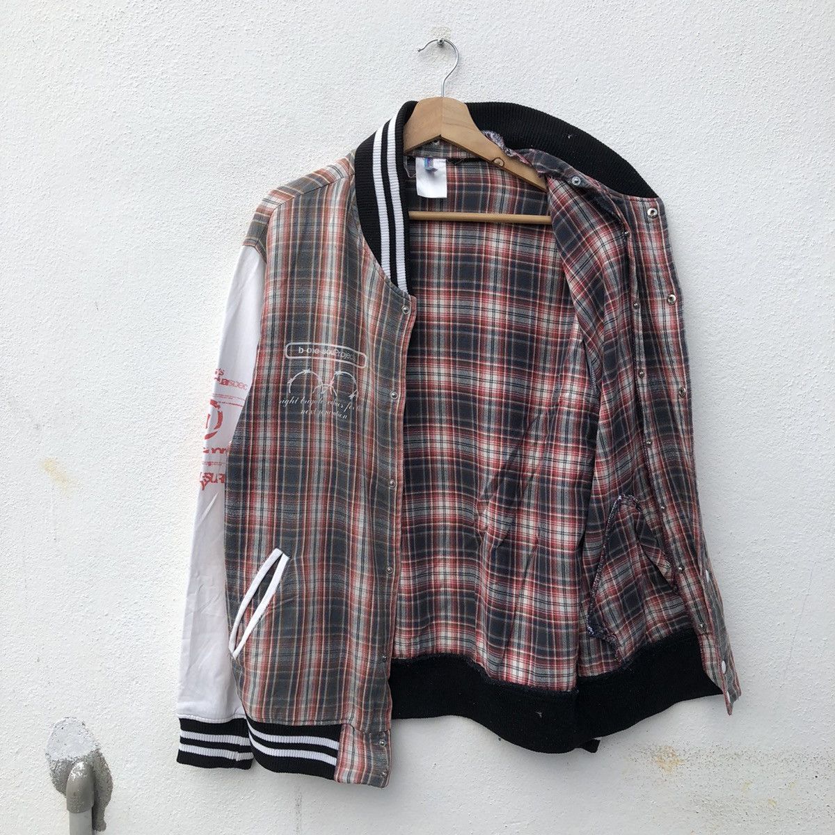 Japanese Brand VINTAGE VARSITY JACKET TARTAN DESIGN RARE STYLE Size US L / EU 52-54 / 3 - 12 Thumbnail