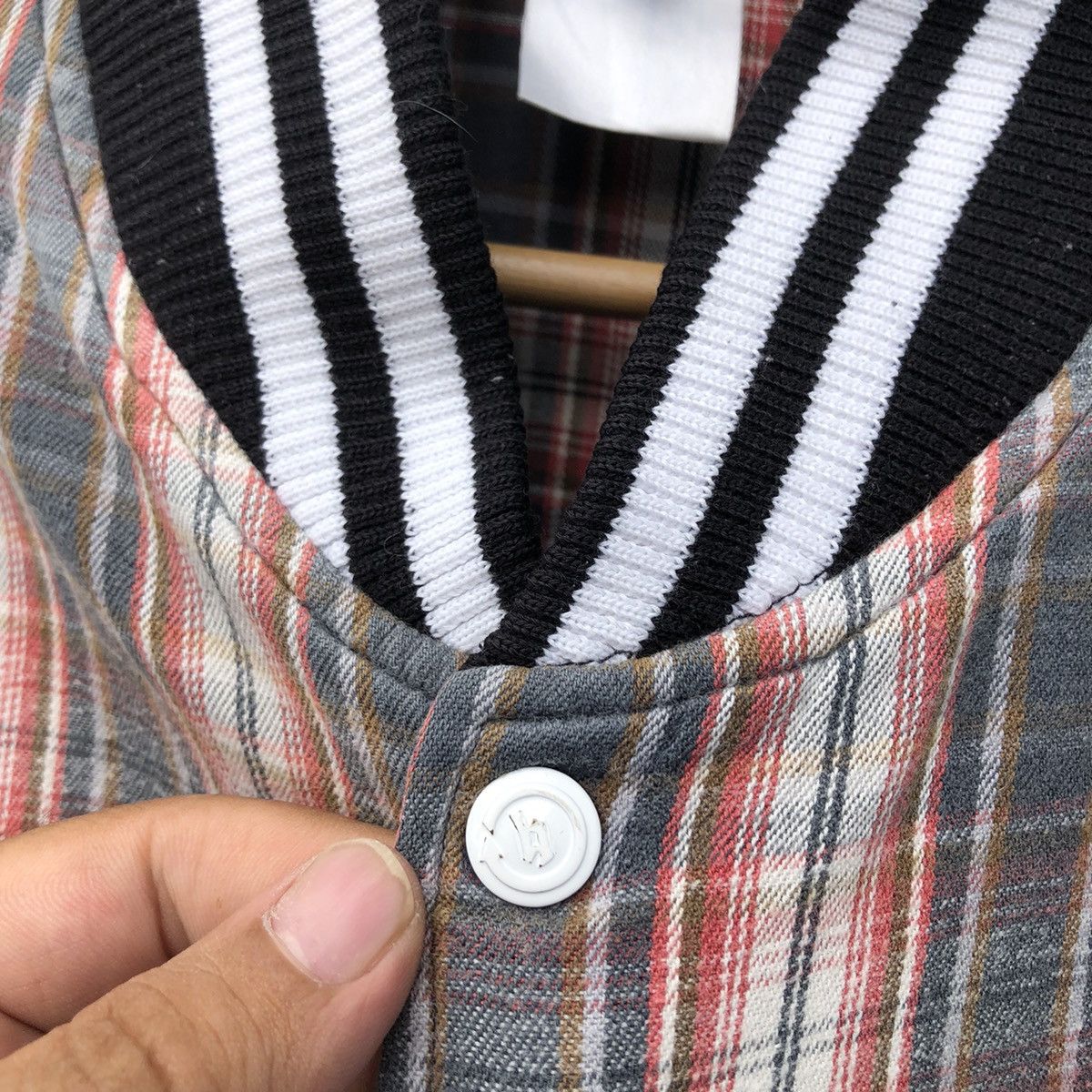 Japanese Brand VINTAGE VARSITY JACKET TARTAN DESIGN RARE STYLE Size US L / EU 52-54 / 3 - 10 Thumbnail