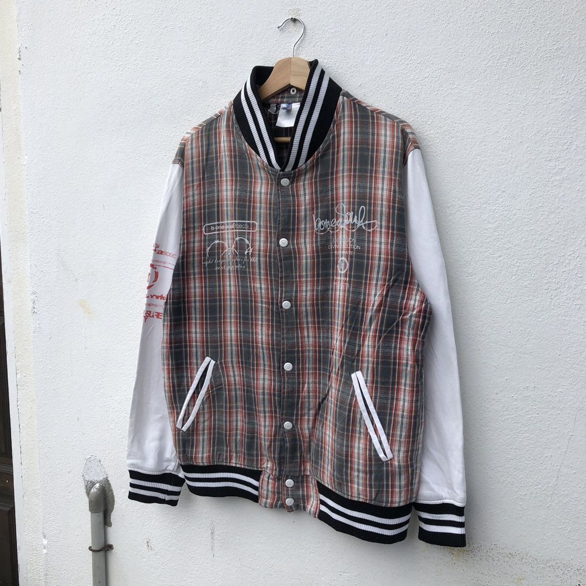 Japanese Brand VINTAGE VARSITY JACKET TARTAN DESIGN RARE STYLE Size US L / EU 52-54 / 3 - 2 Thumbnail