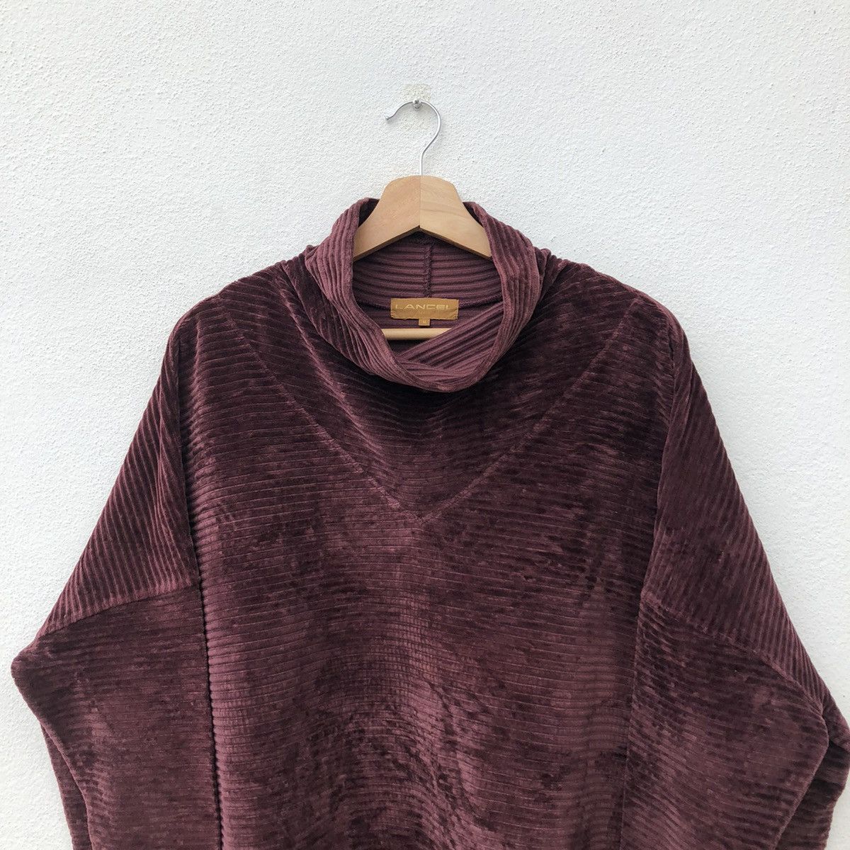Lancel LANCEL TURTLENECK SWEATSHIRT CORDUROY Size US M / EU 48-50 / 2 - 3 Thumbnail
