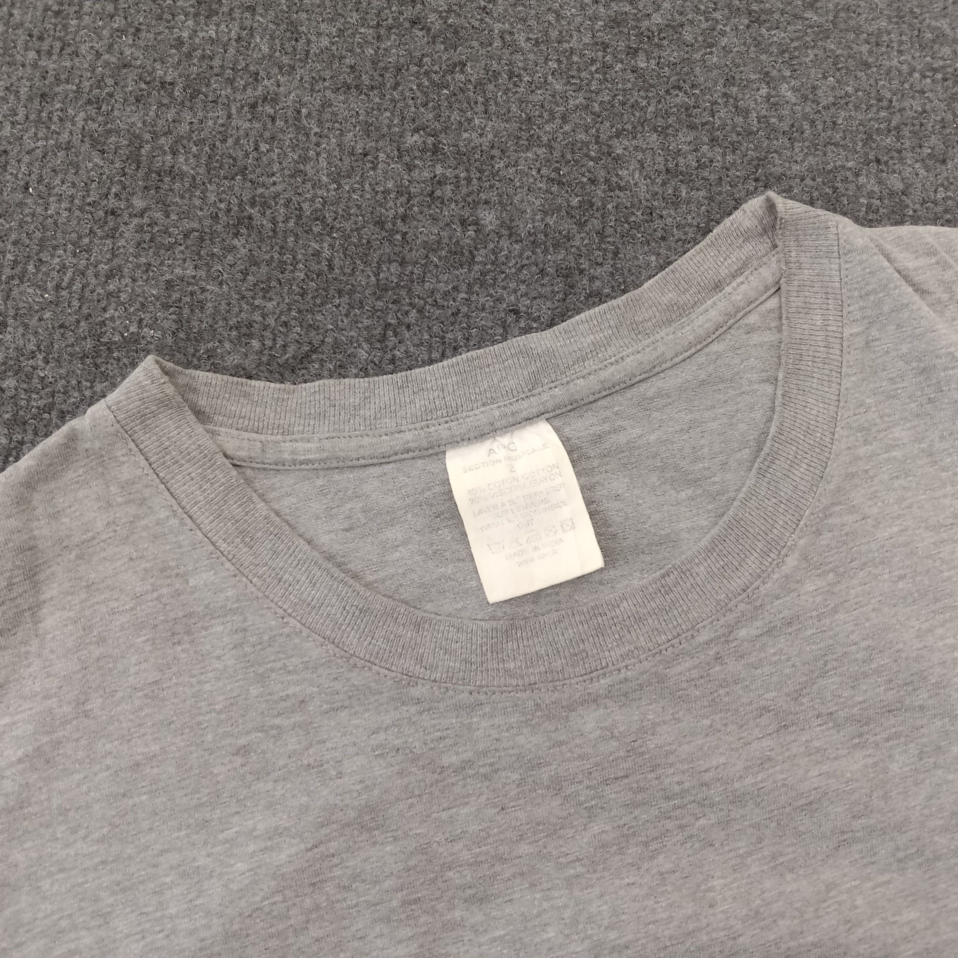 A.P.C. × Japanese Brand × Vintage A.P.C x Guitarist Japanese Brand Tshirt Size US L / EU 52-54 / 3 - 4 Thumbnail