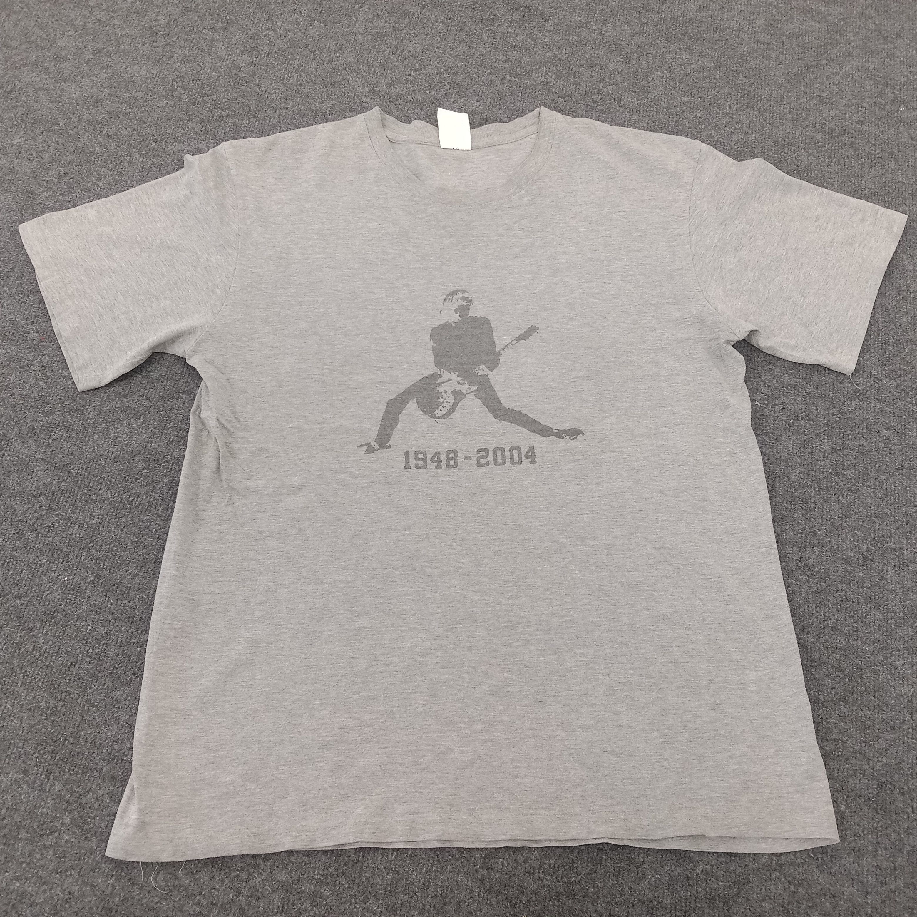 A.P.C. × Japanese Brand × Vintage A.P.C x Guitarist Japanese Brand Tshirt Size US L / EU 52-54 / 3 - 1 Thumbnail