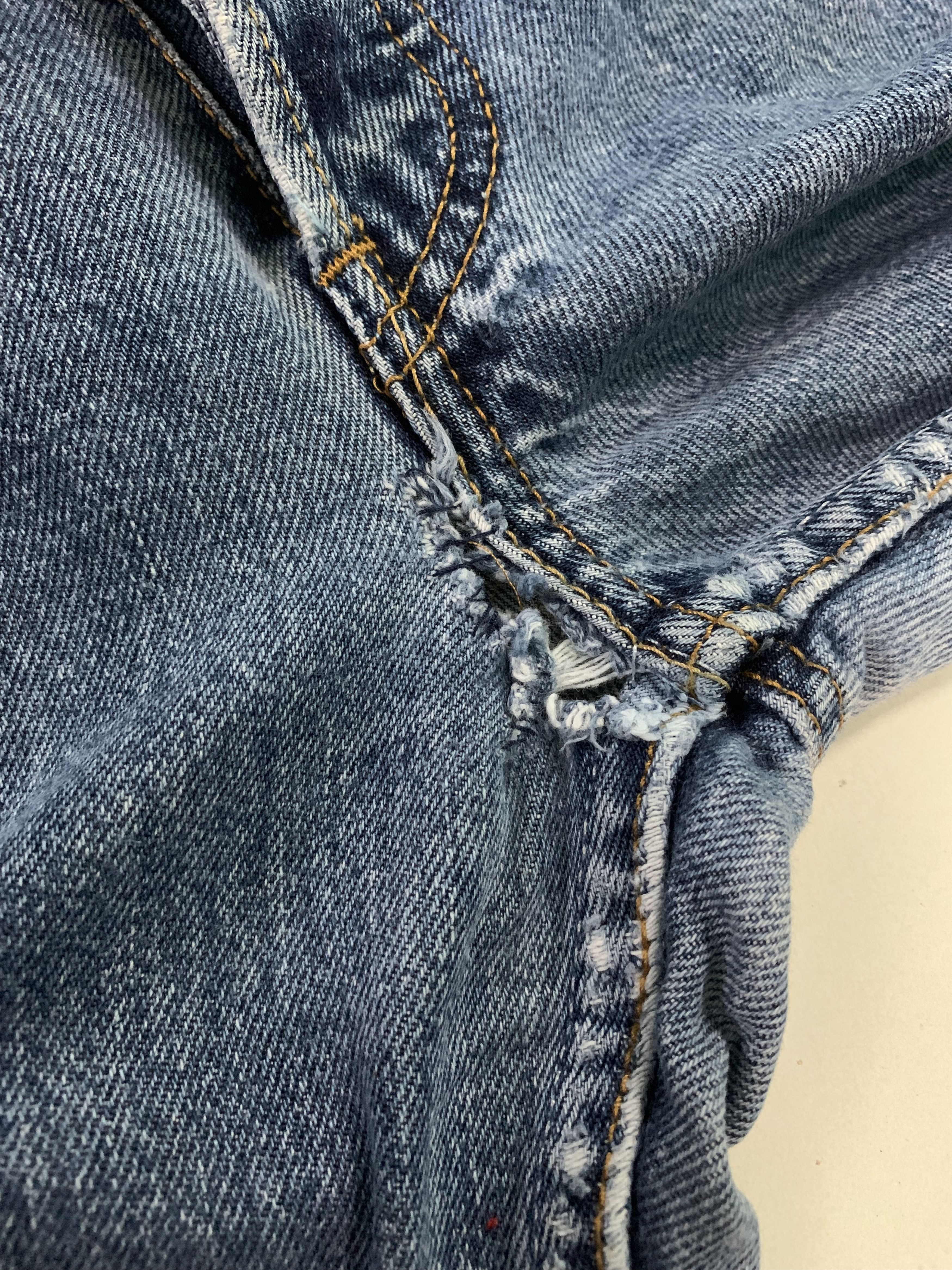 Levi's Vintage Levis 501 Pants Blue Denim Size US 31 - 12 Thumbnail
