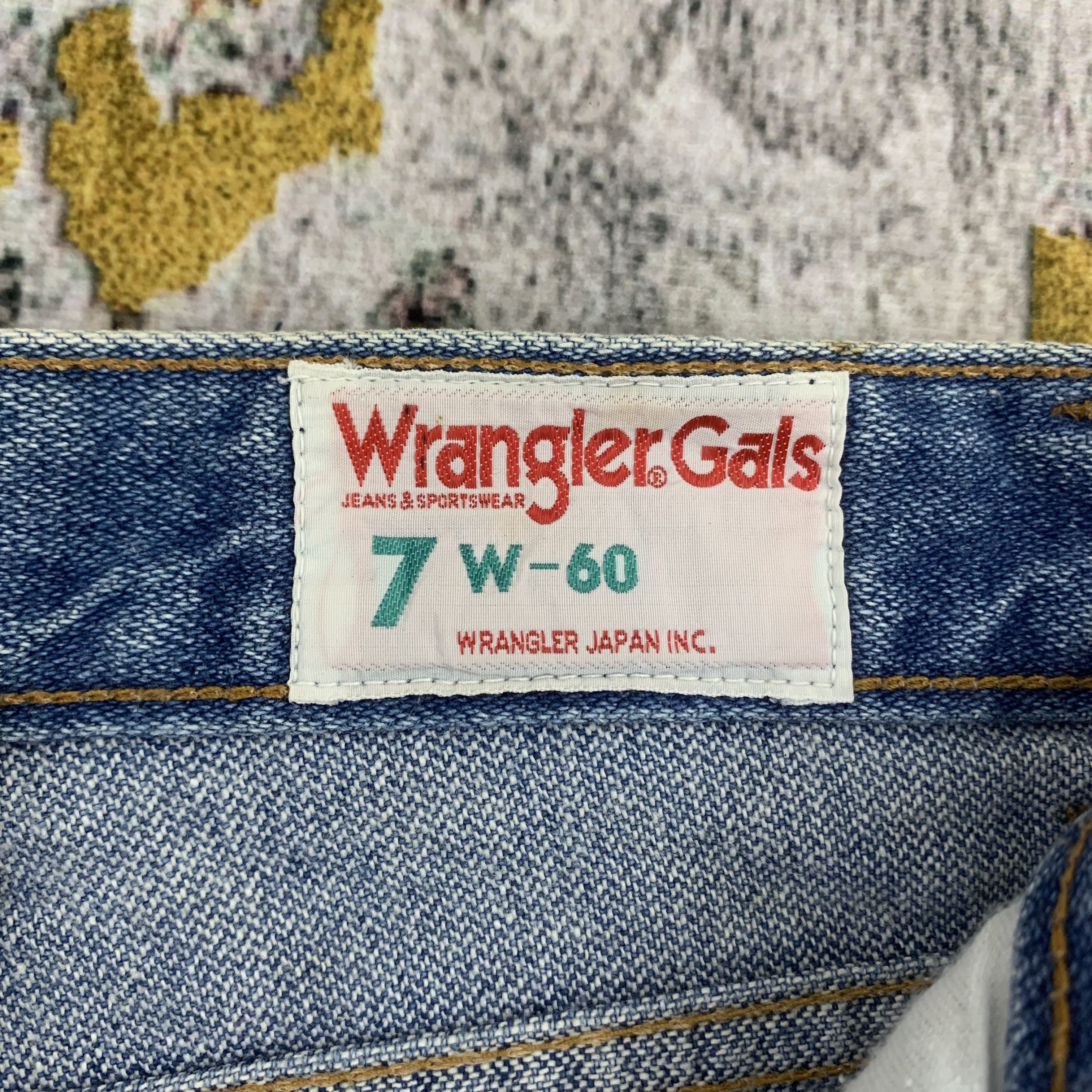 Vintage Tiny Waist Jeans Wrangler Blue Denim High Waist Loose Fit Size 23" - 4 Thumbnail