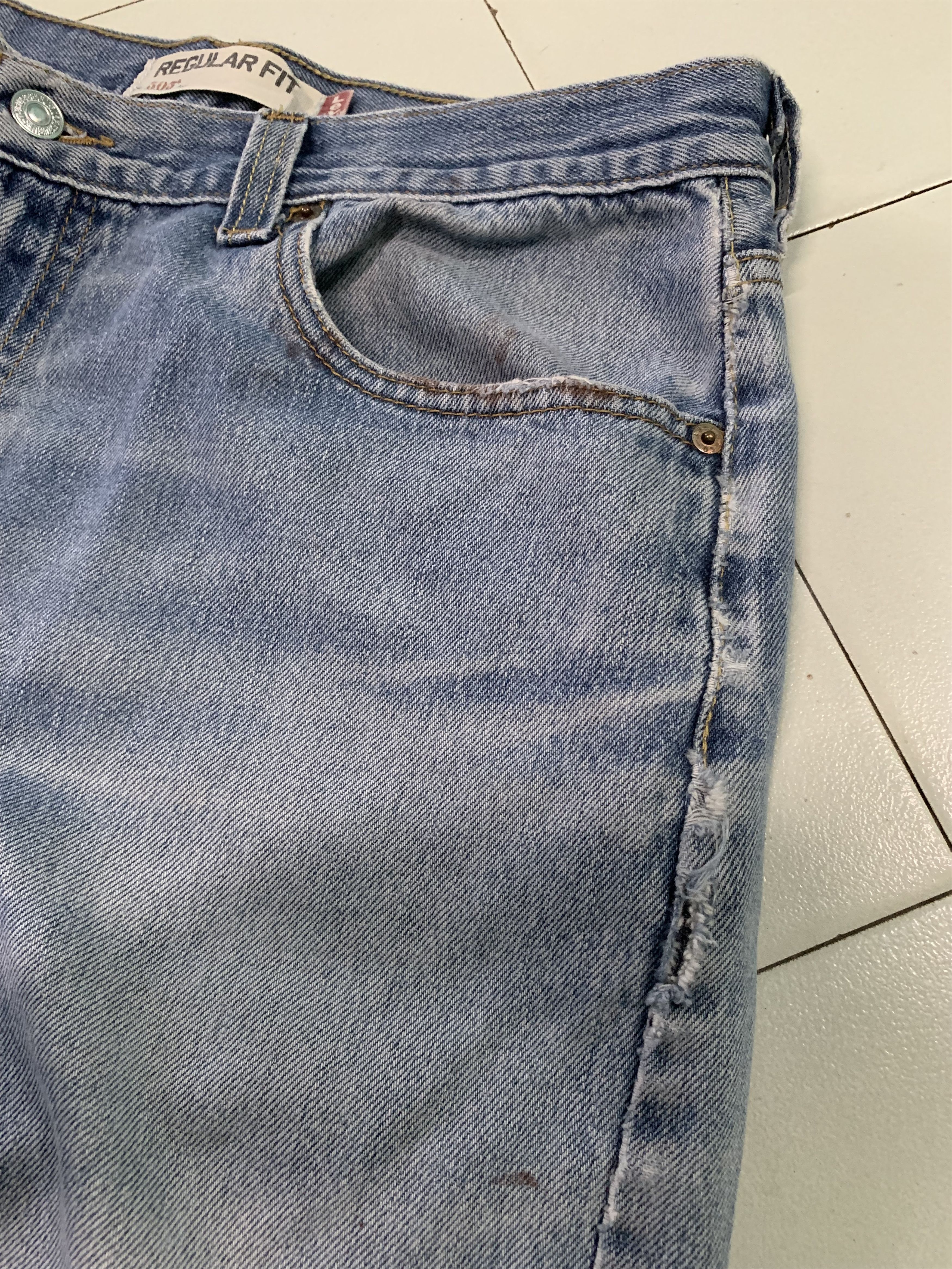 Levi's Vintage Levis Ripped Jeans Dirty Blue Denim Levis 505 Size US 35 - 10 Thumbnail