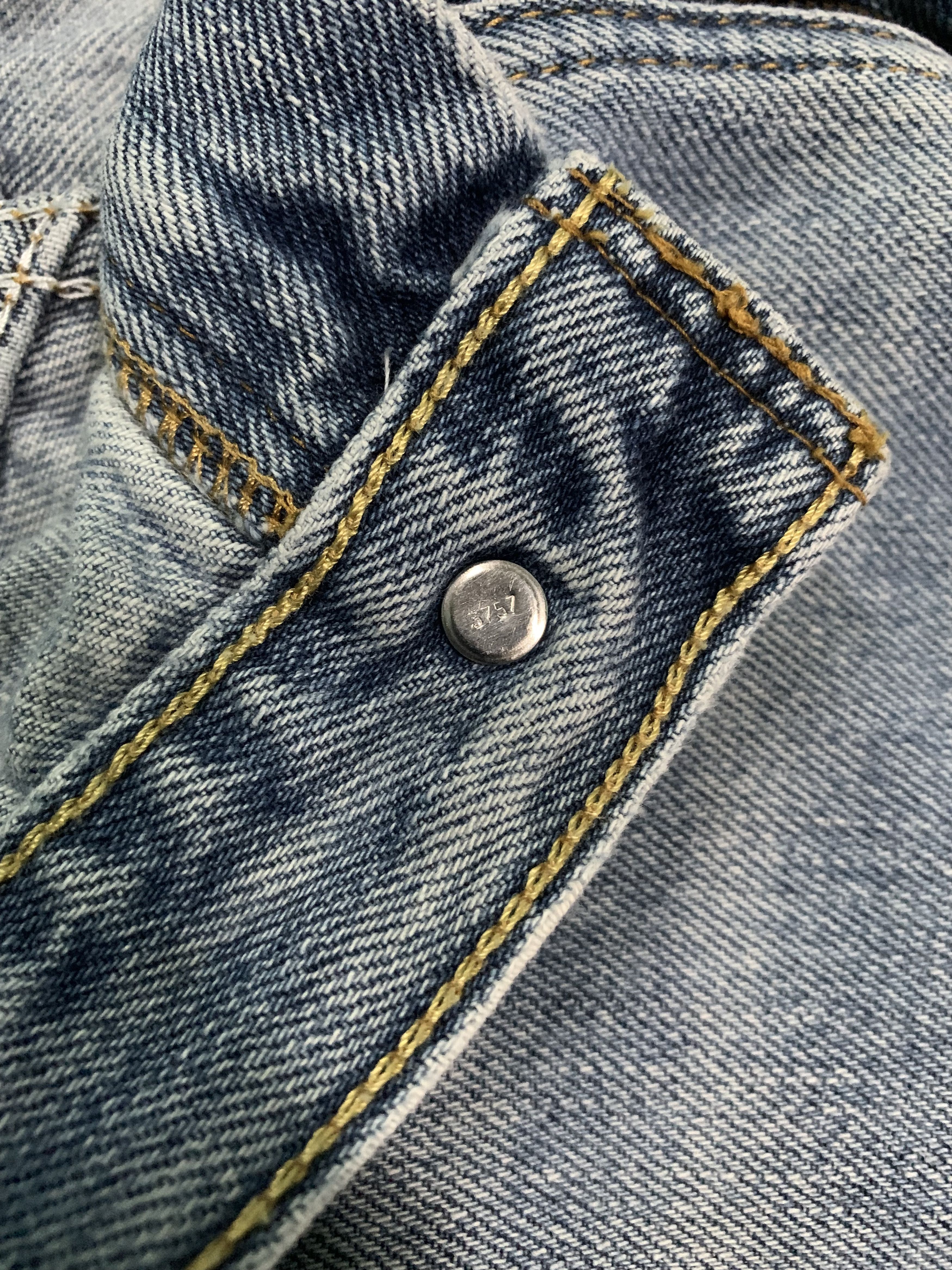 Levi's Vintage Levis Ripped Jeans Dirty Blue Denim Levis 505 Size US 35 - 12 Thumbnail
