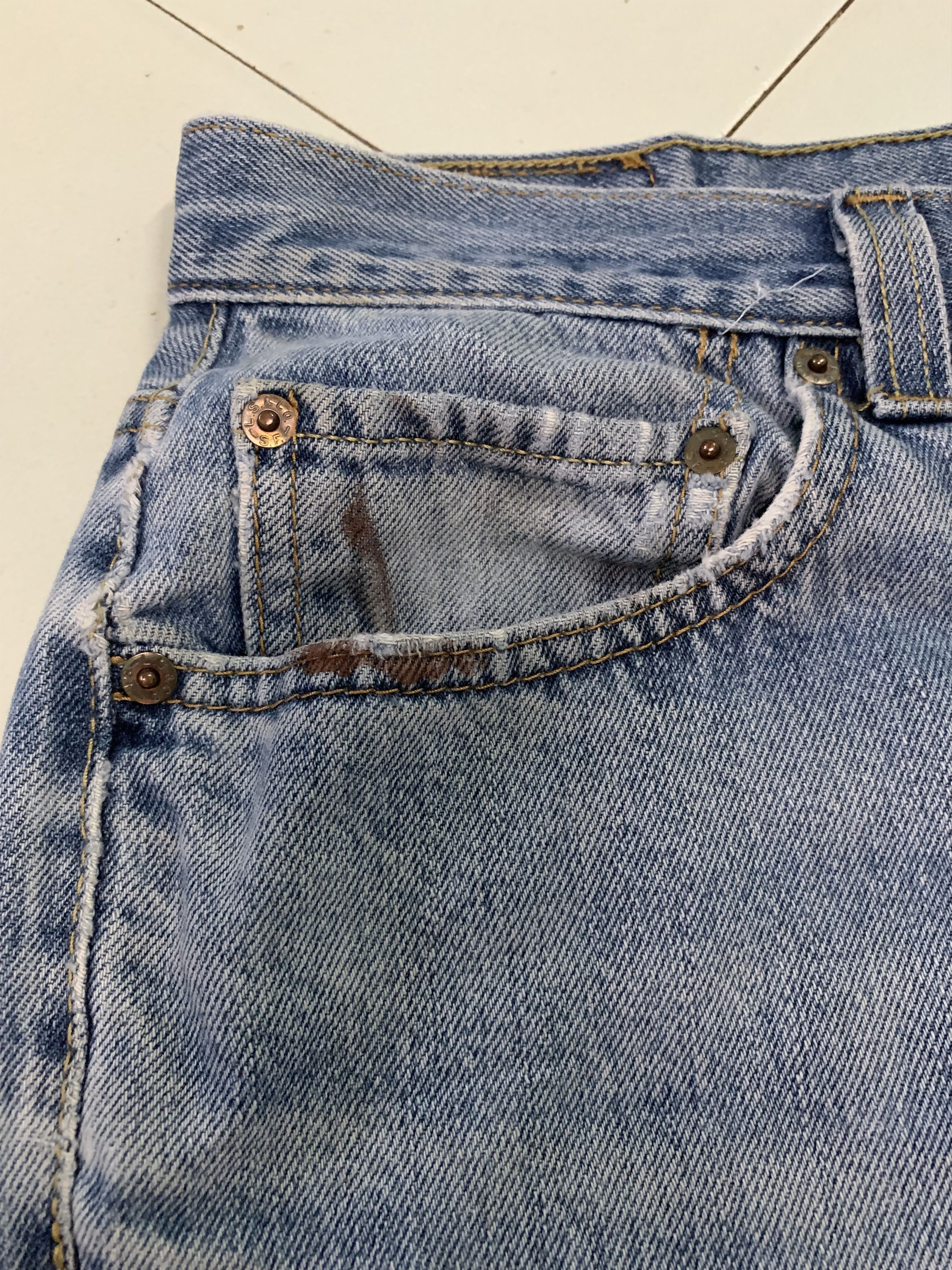 Levi's Vintage Levis Ripped Jeans Dirty Blue Denim Levis 505 Size US 35 - 9 Thumbnail