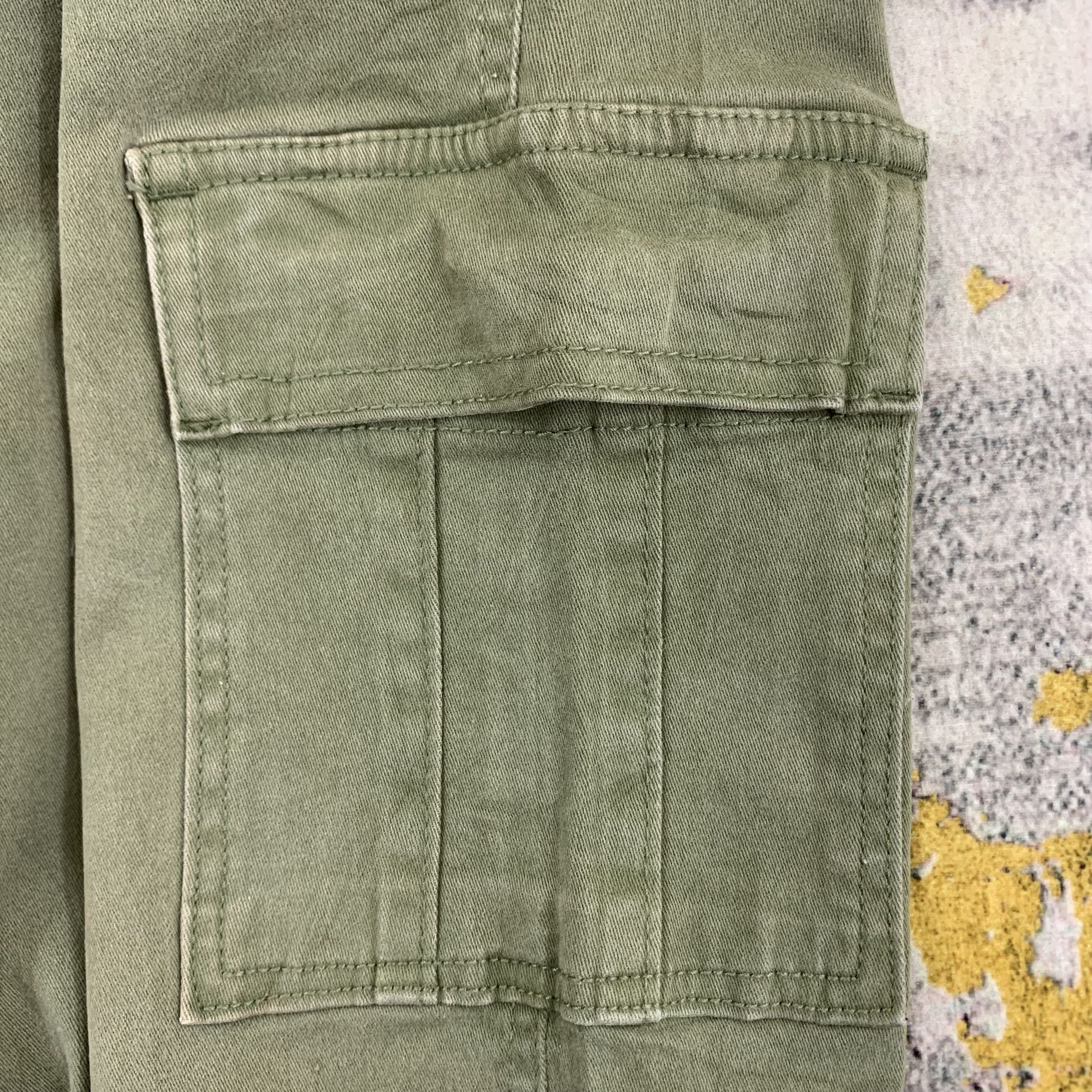 Japanese Brand Vintage Cargo Pants Multi Pocket Olive Green Size US 31 - 4 Thumbnail
