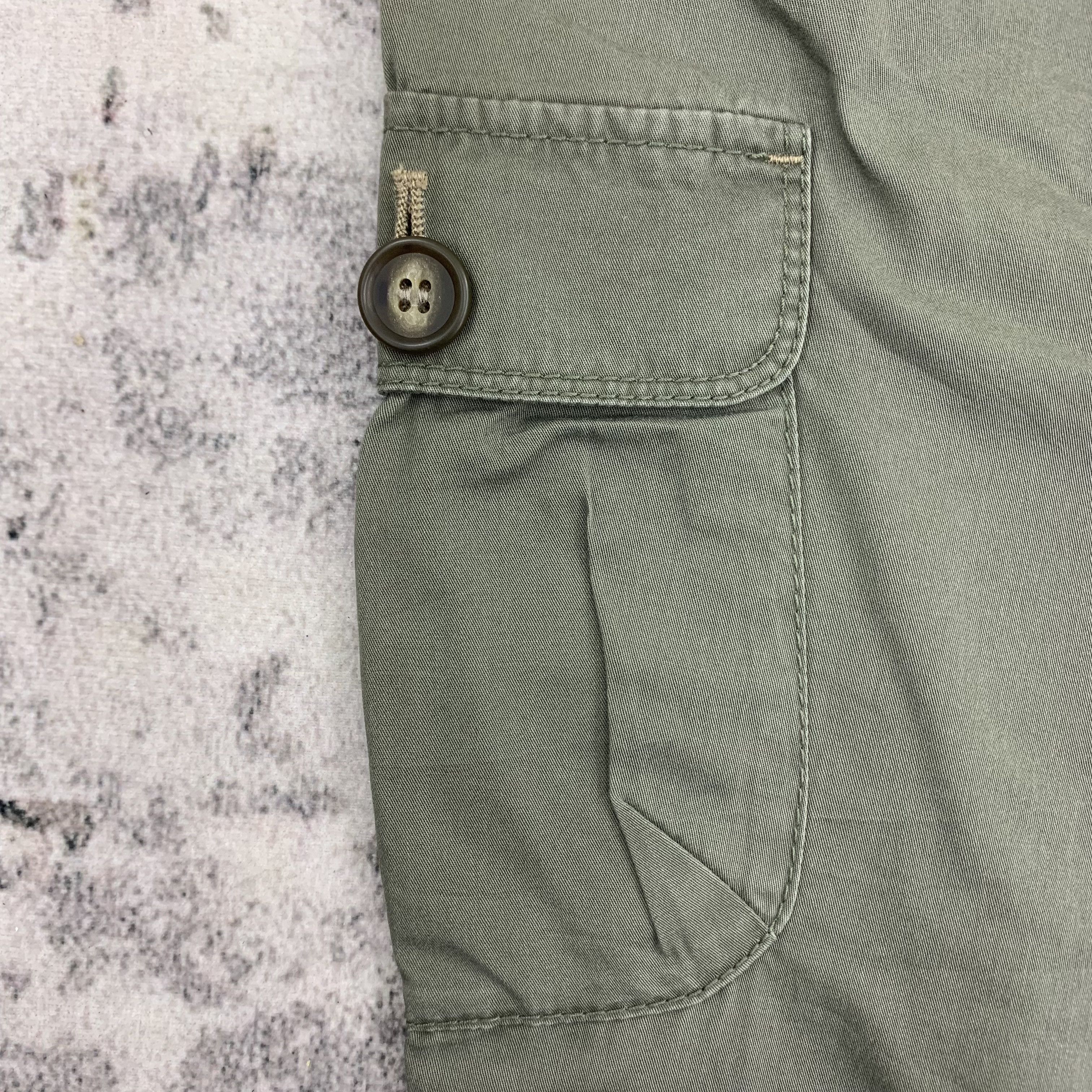 Japanese Brand Uniqlo Cargo Pants Multipocket Button on Knee size 30 Size US 30 / EU 46 - 5 Thumbnail