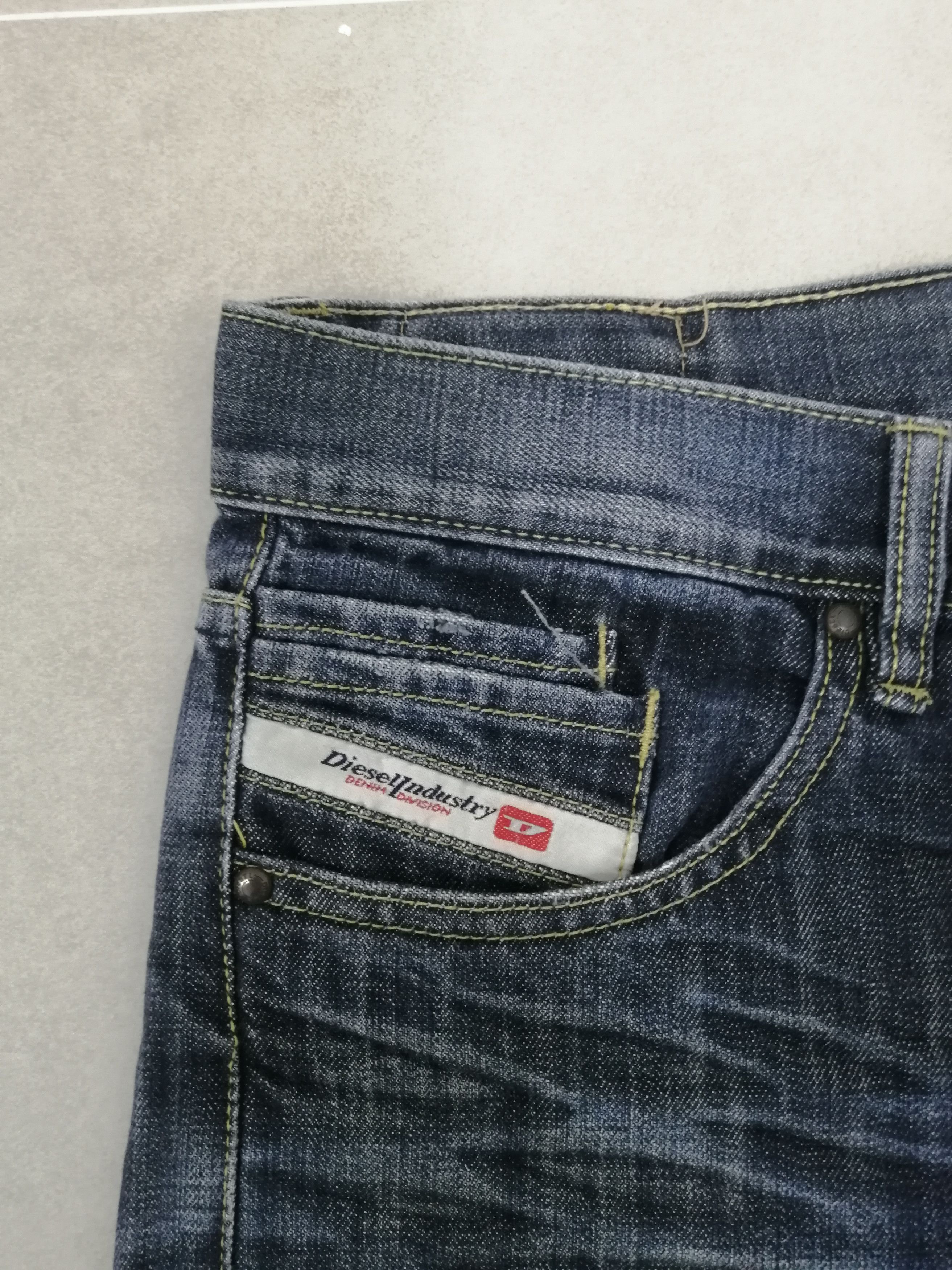 Diesel Diesel Straight Cut Jeans Size US 36 / EU 52 - 6 Thumbnail