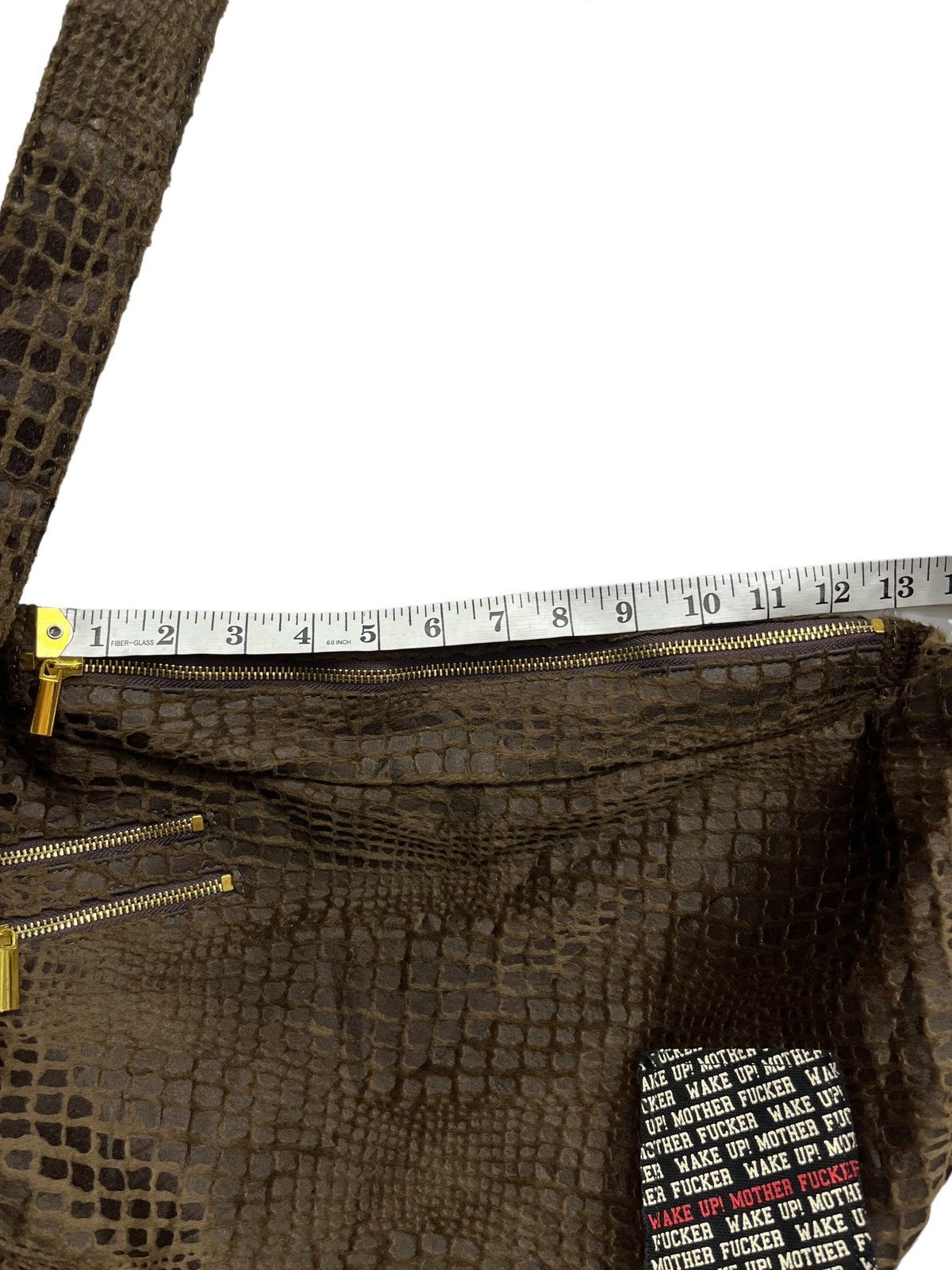 Japanese Brand 14 FOURTEEN WAKE UP! MOTHER FUCKER Cotton Velvet Sling Bag Size ONE SIZE - 9 Thumbnail