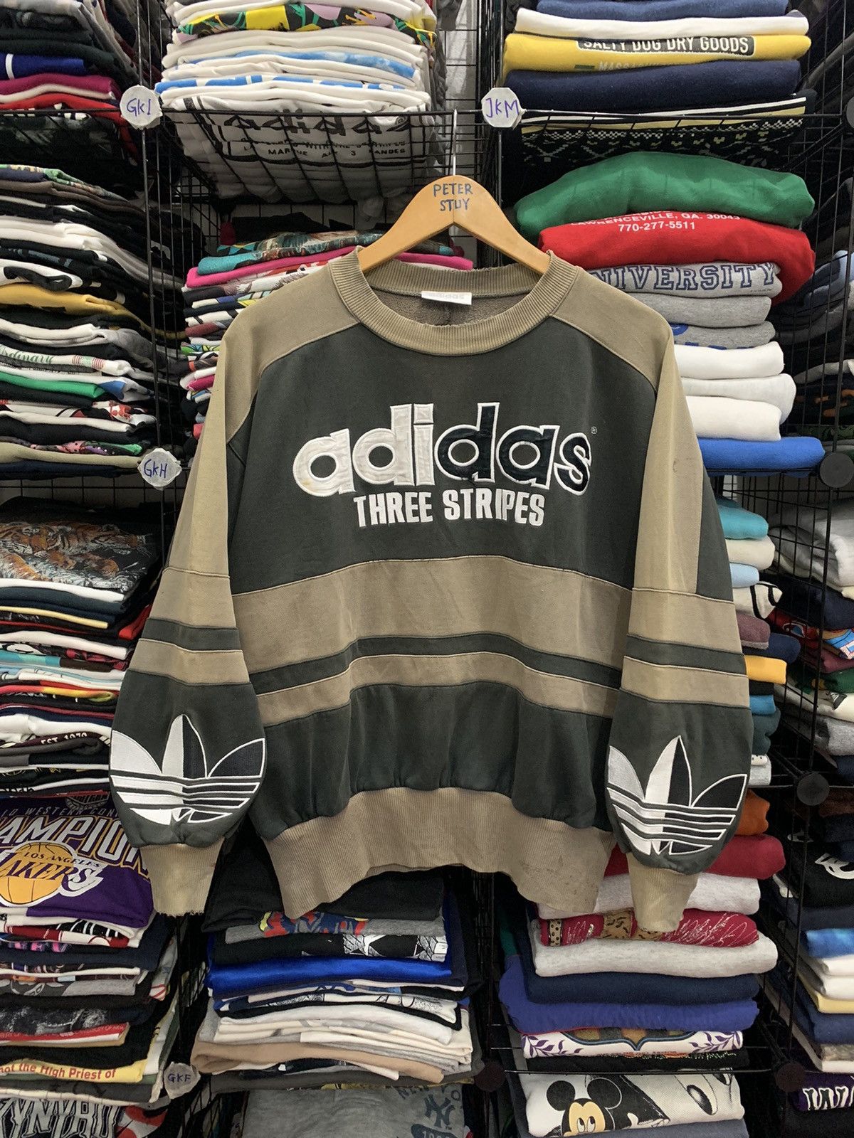 Adidas × Vintage VINTAGE 90’s ADIDAS EMBROIDERED LOGO SWEATSHIRT Size US L / EU 52-54 / 3 - 1 Thumbnail