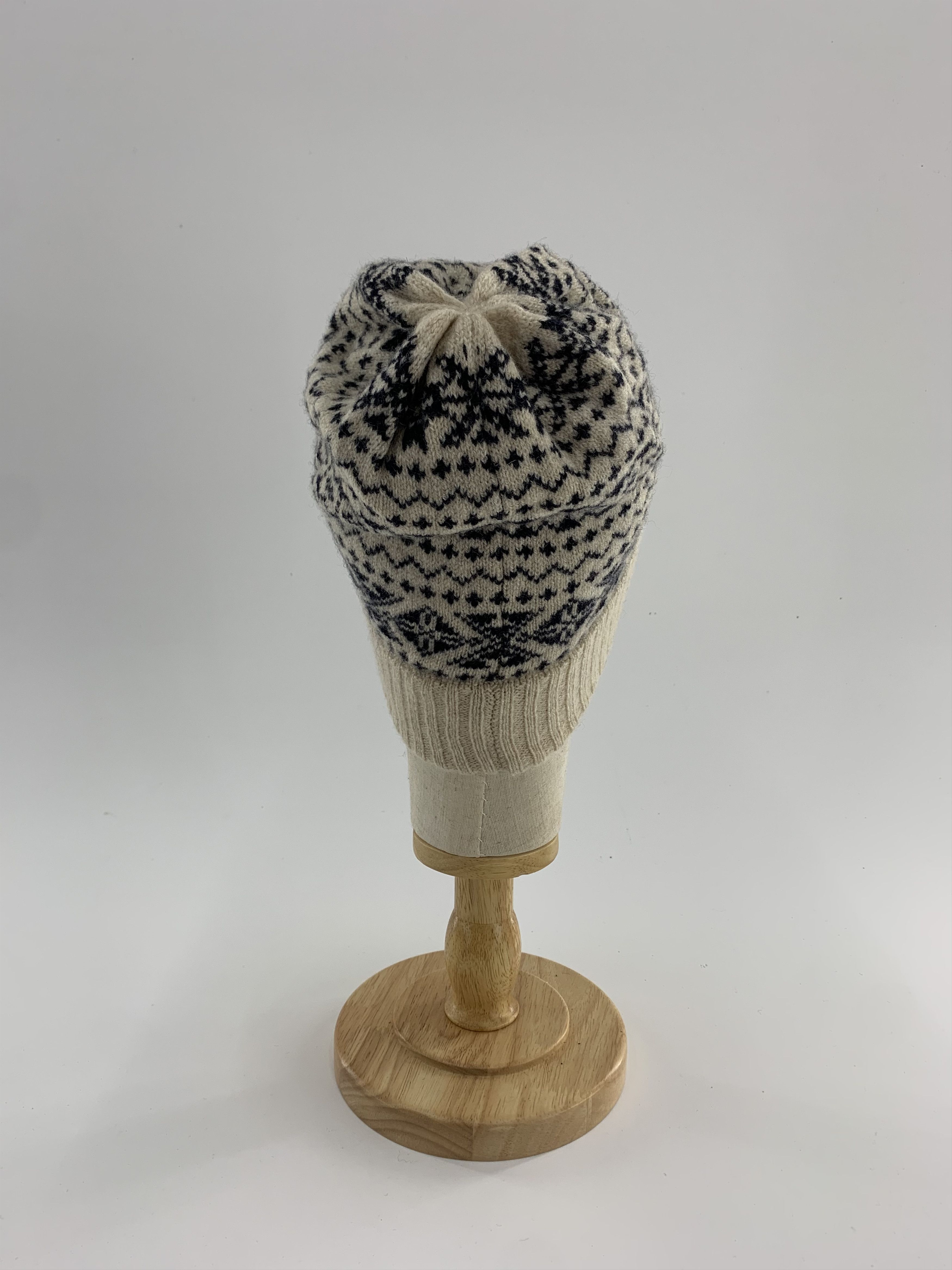 Japanese Brand Uniqlo x Ines De La Fressange Beanie Hats - B3011 Size ONE SIZE - 3 Thumbnail