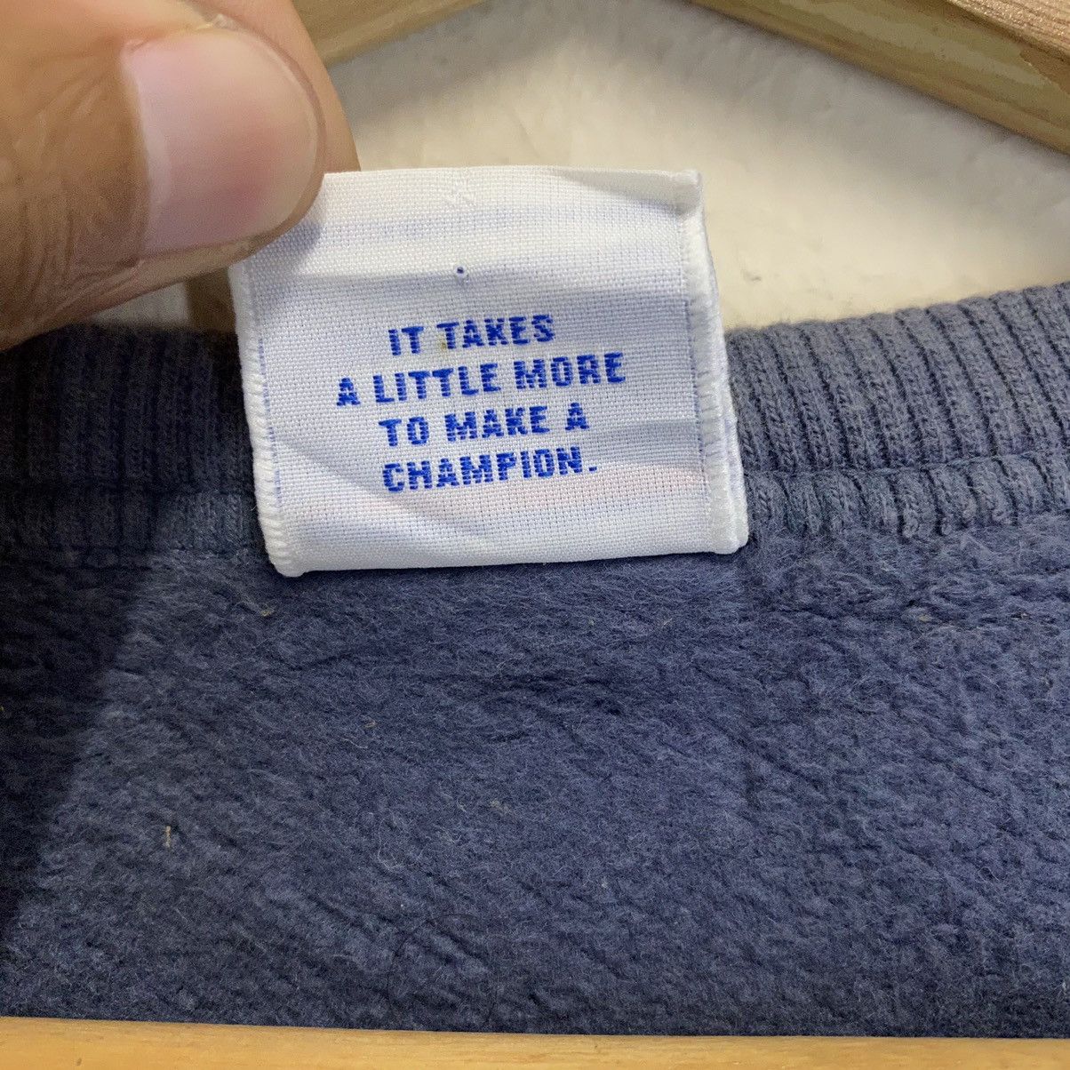Champion Vintage Champion Small Logo Crewneck Sweatshirt Size US M / EU 48-50 / 2 - 9 Thumbnail