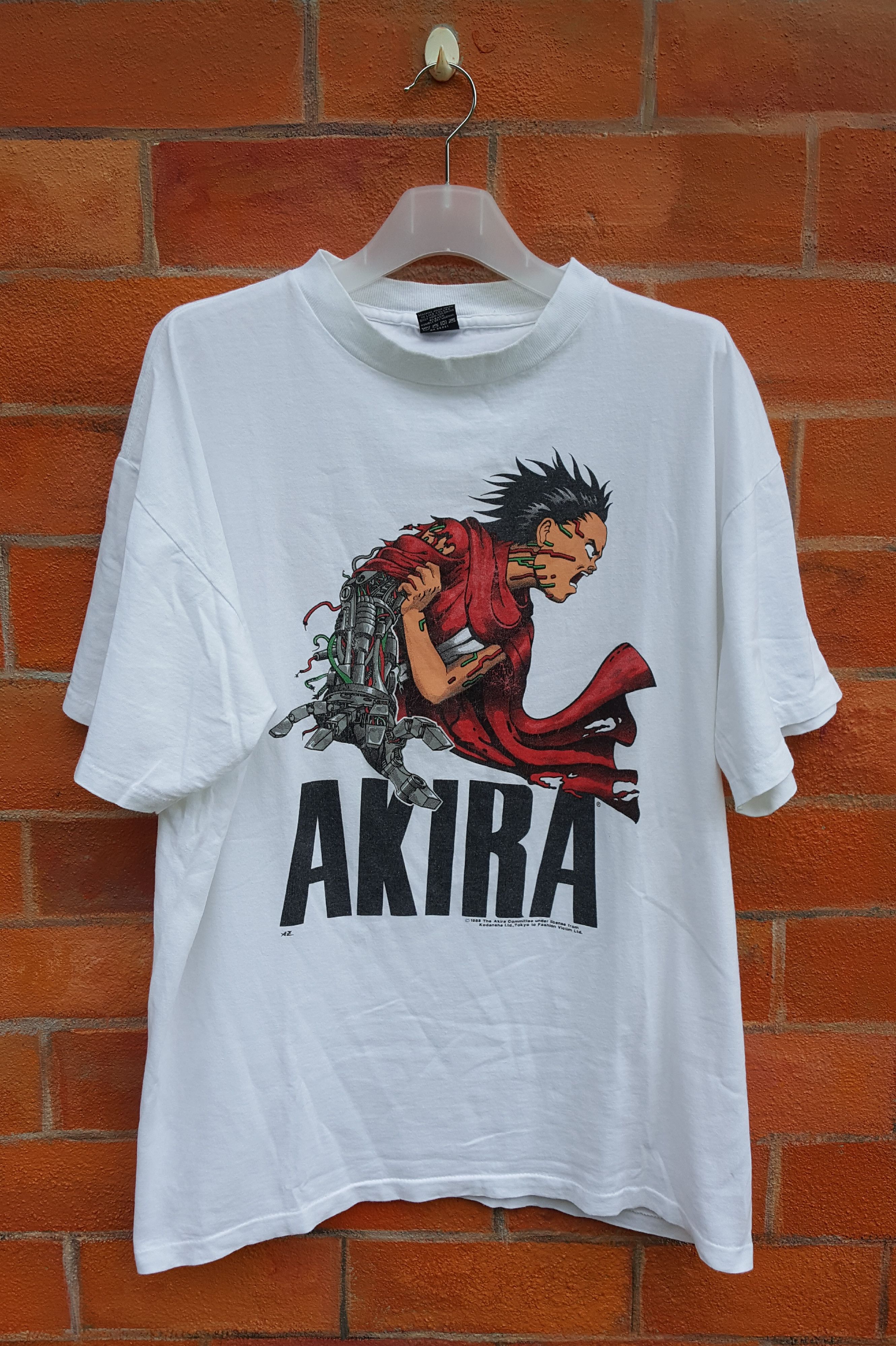 T-shirt Vintage AKIRA 1988 Fashion Victim - Blanc - Taille XL - Anime Rare