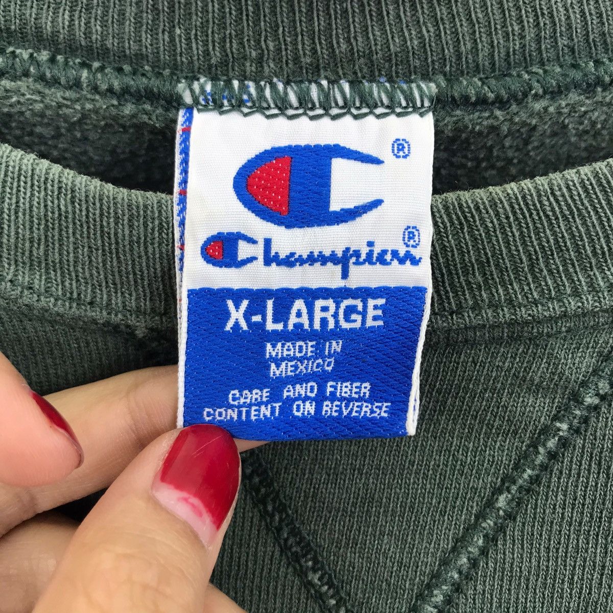 Champion Vintage CHAMPION STREETWEAR Script Logo Sweatshirt Size US XL / EU 56 / 4 - 4 Thumbnail