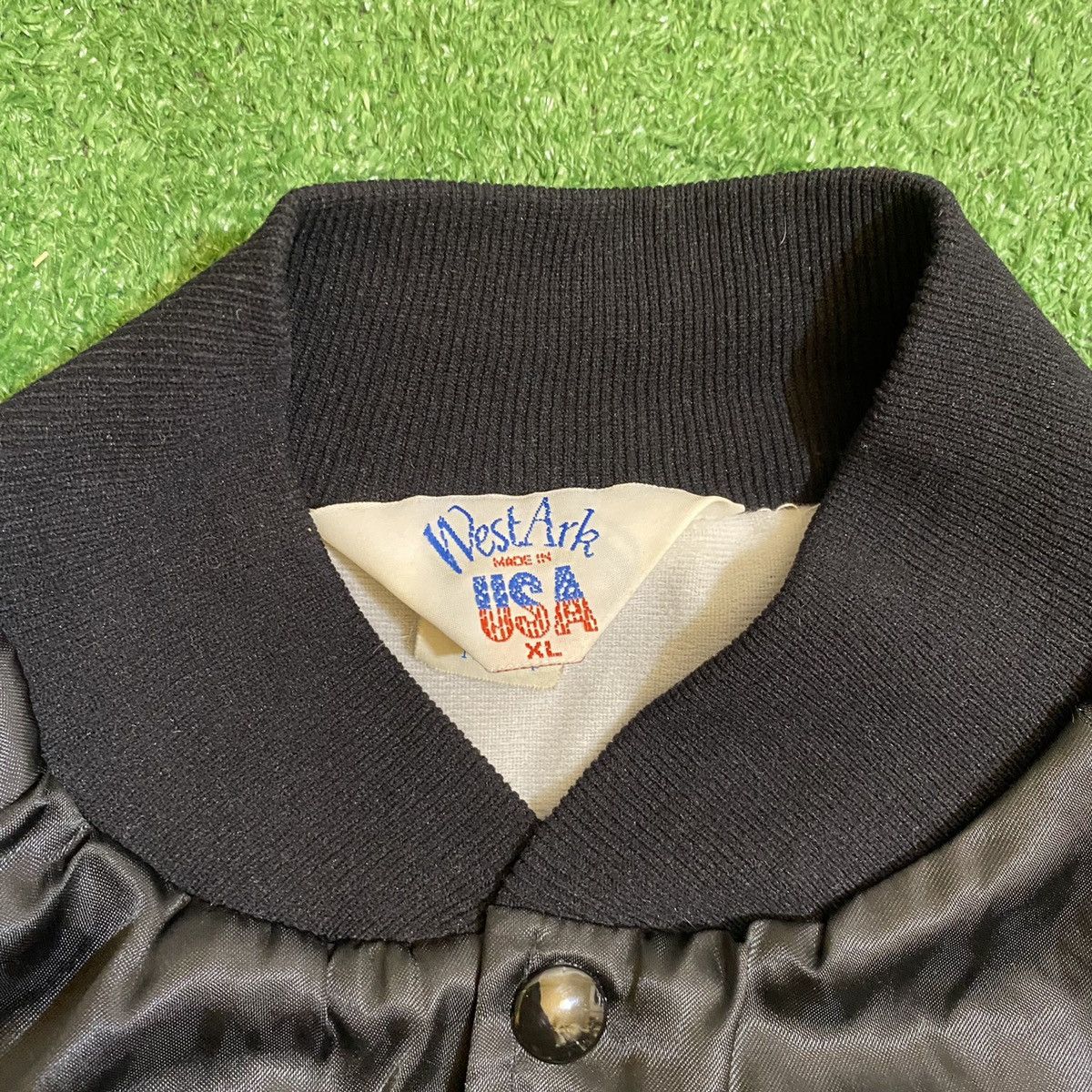 Vintage Vintage Motorola Bomber Jacket Size US XL / EU 56 / 4 - 4 Thumbnail
