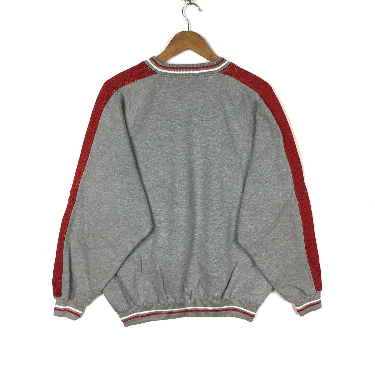 Vintage Vintage 90s BADGERS WISCONSIN USA MemorabiliaGrey Sweatshirt Size US L / EU 52-54 / 3 - 4 Thumbnail