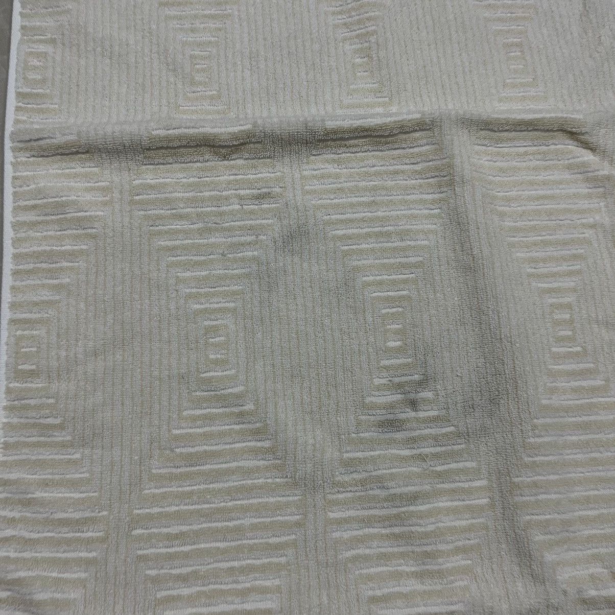 Yves Saint Laurent Yves Saint Laurent Towel Ysl Size ONE SIZE - 10 Thumbnail