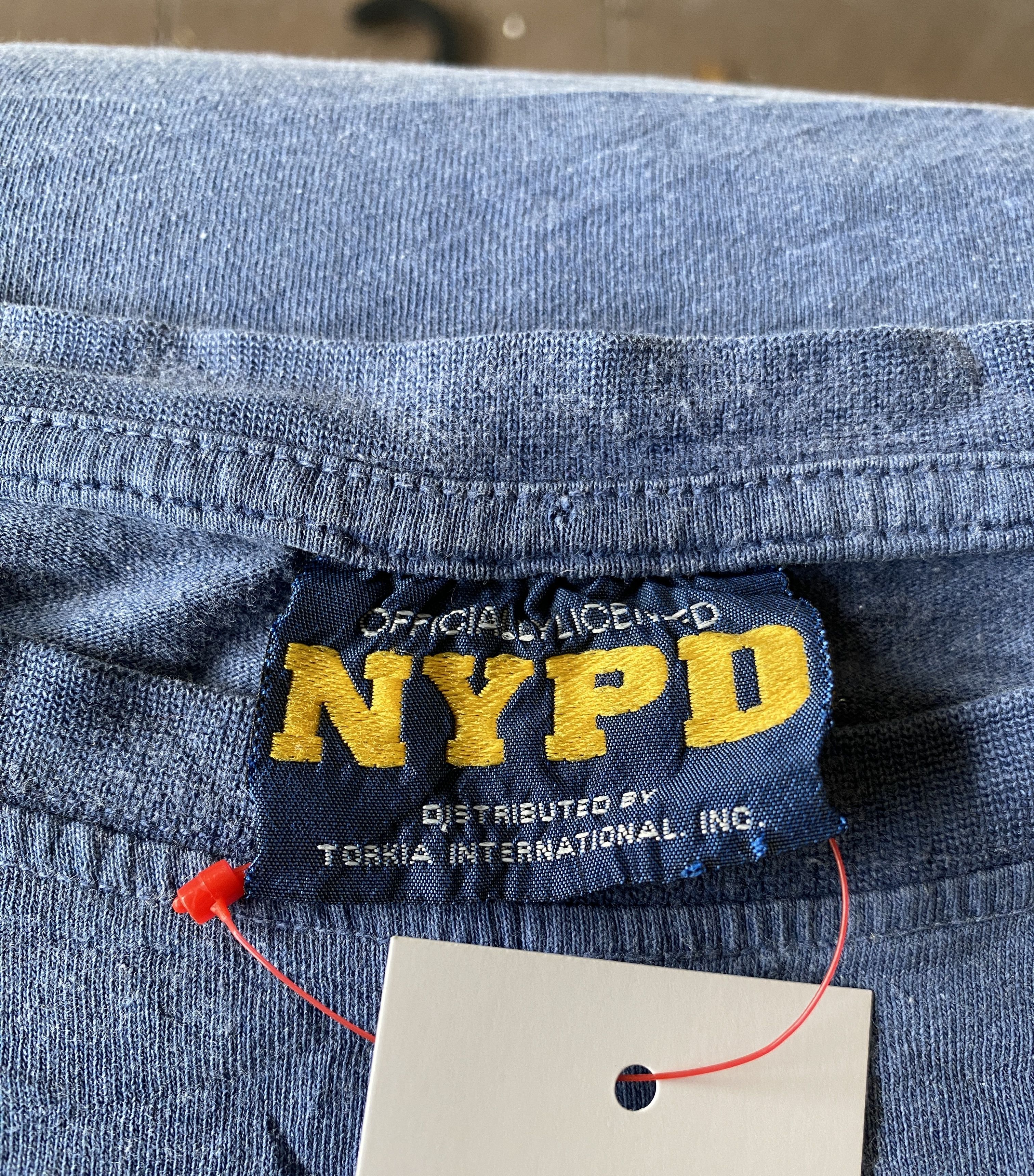 Other NYPD 'NEW YORK POLICE DEPARTMENT' OFFICIAL LICENCES T SHIRT Size US M / EU 48-50 / 2 - 4 Thumbnail
