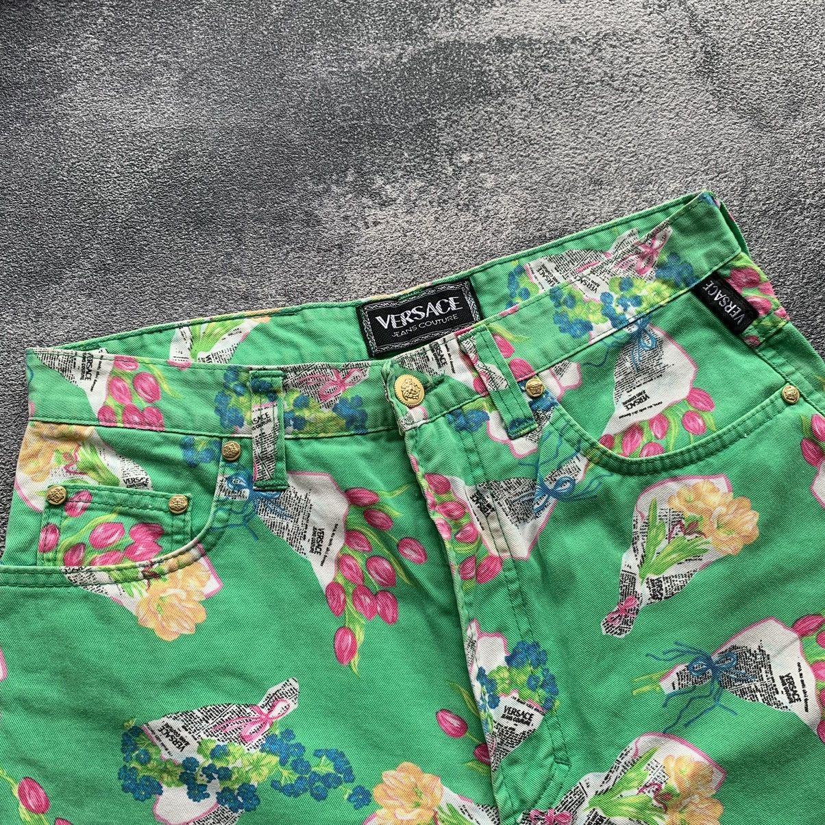 Versace × Versace Jeans Couture 🔥RARE🔥 Vintage Versace Jeans Couture Short Size US 32 / EU 48 - 3 Thumbnail