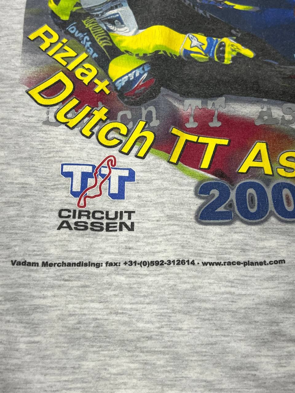 Vintage Vintage Dutch TT 2000 T-Shirt Suzuki Grand Prix Motorcycle Size US L / EU 52-54 / 3 - 9 Thumbnail