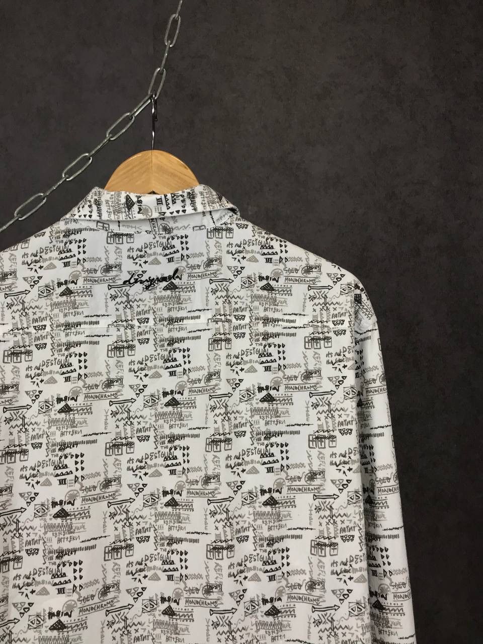 Desigual Desigual luxury crazy designer art overprinted shirt Size US XL / EU 56 / 4 - 7 Thumbnail