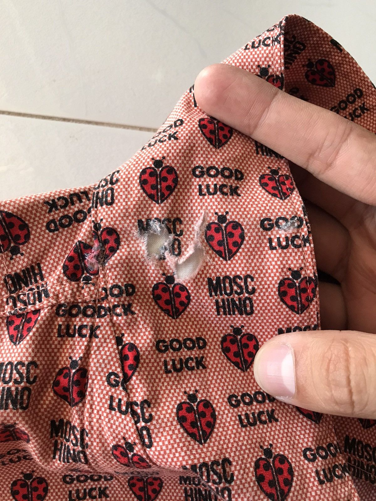 Moschino Vintage Cheap and Chic by Moschino Short Sleeve Shirt Size US L / EU 52-54 / 3 - 22 Thumbnail
