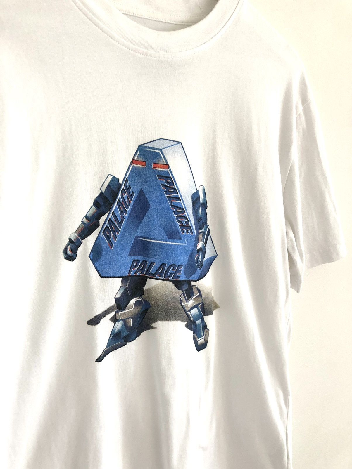 Palace Palace Robo Tokio Exclusive T-SHIRT | Grailed 