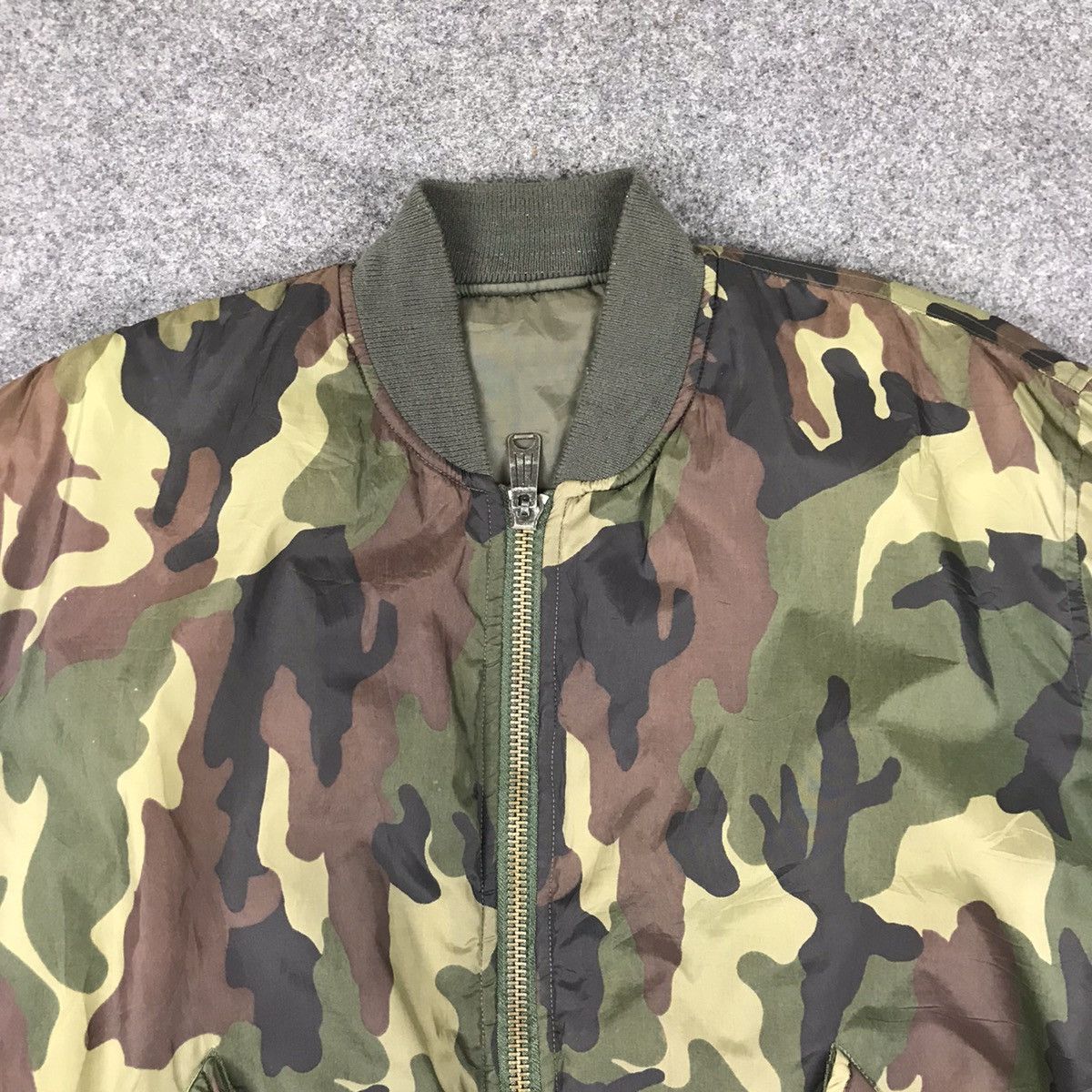 Japanese Brand 🔥Very Rare design Bomber jacket Inspired By Army🔥 Size US XL / EU 56 / 4 - 7 Thumbnail