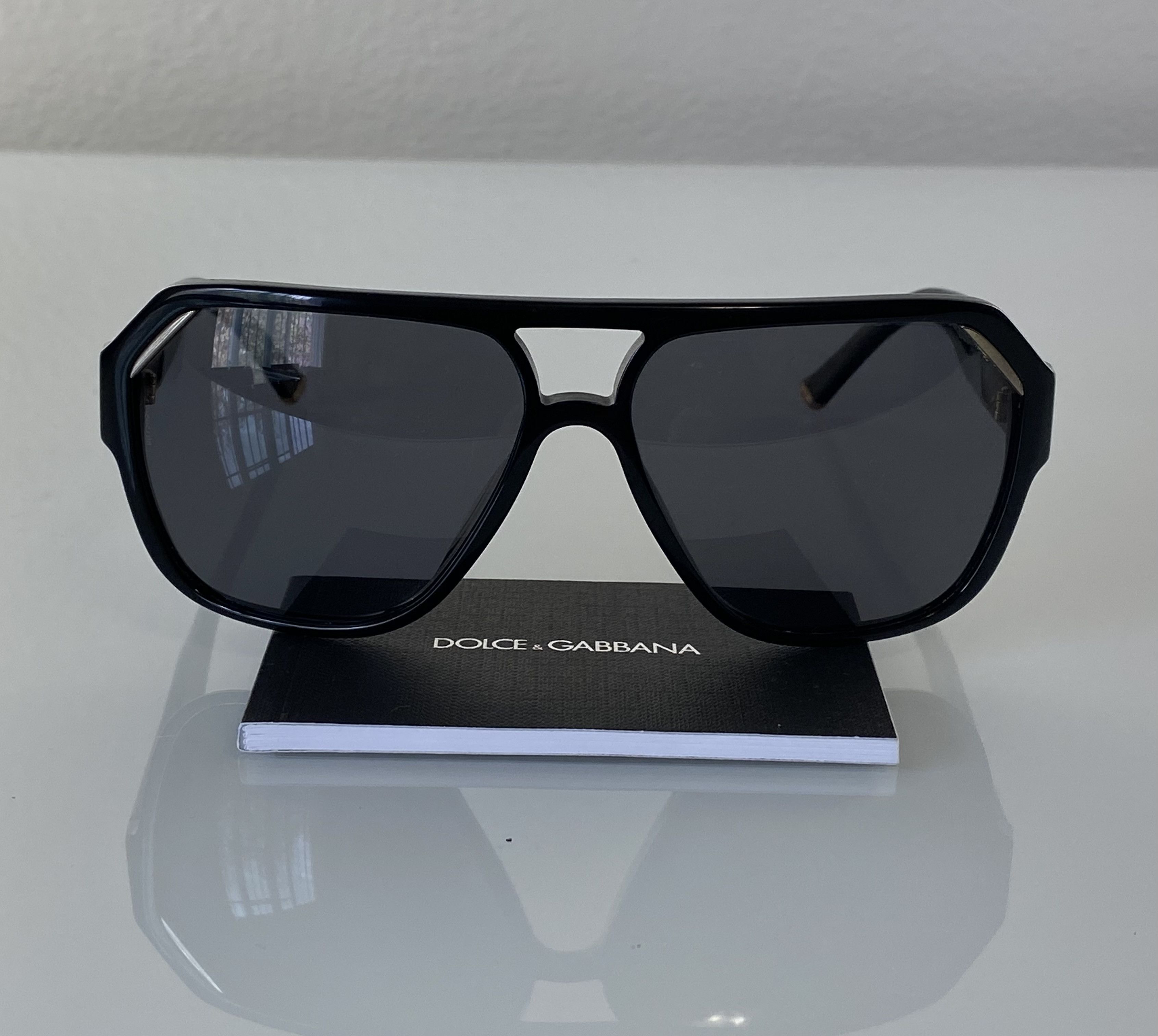 dolce and gabbana dg4138
