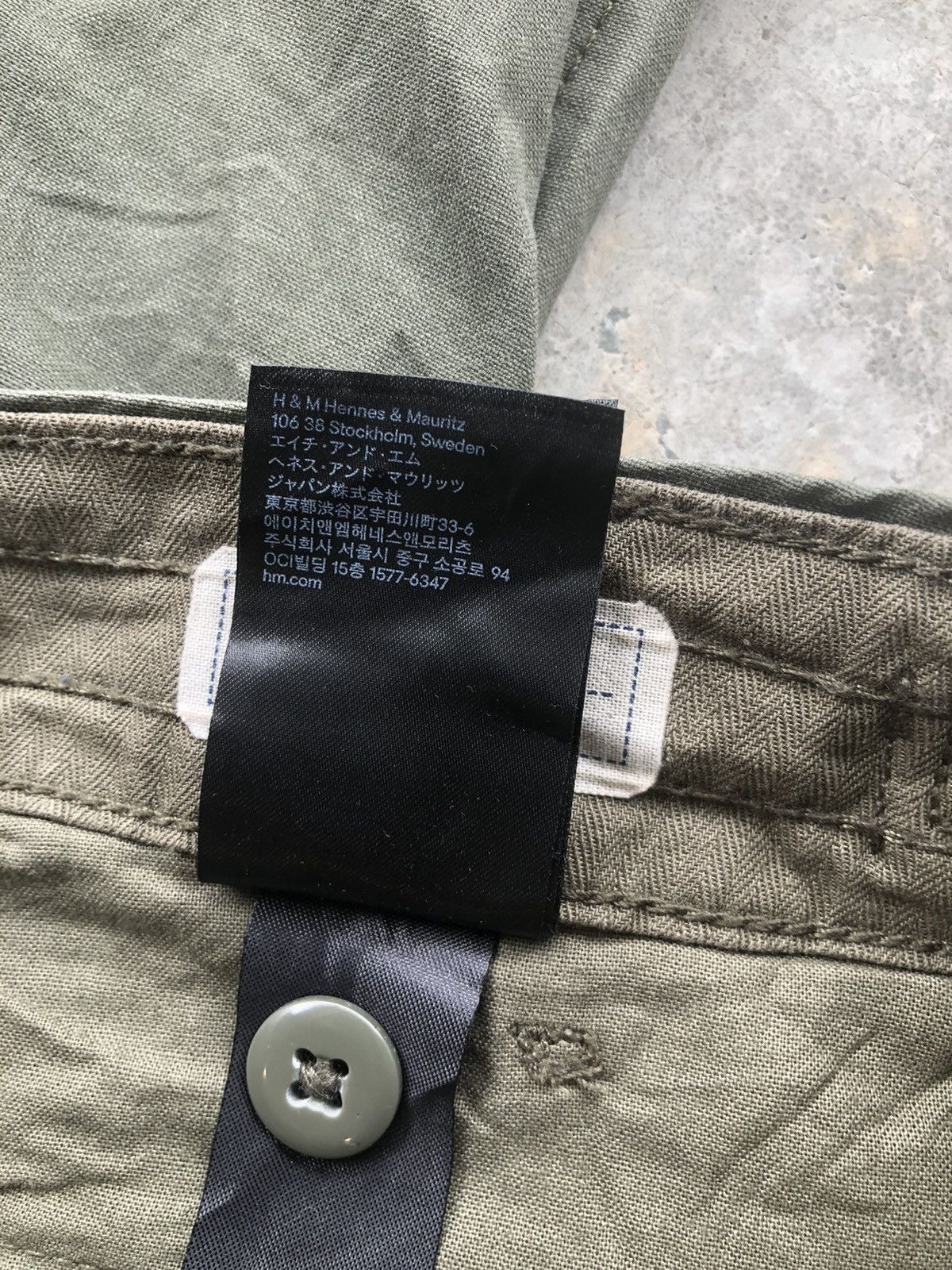 L.O.G.G. LOGG x H&M cargo pants tactical green army Size US 30 / EU 46 - 11 Thumbnail