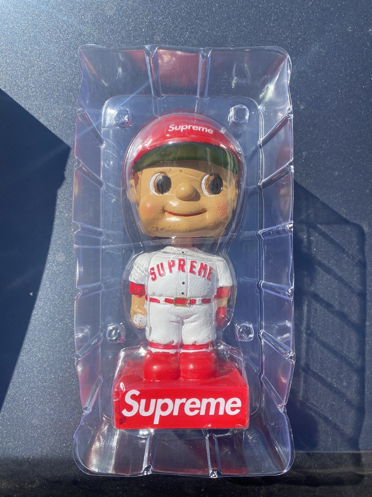 supreme Bobblehead スポーツ Supreme bobblehead red Supreme
