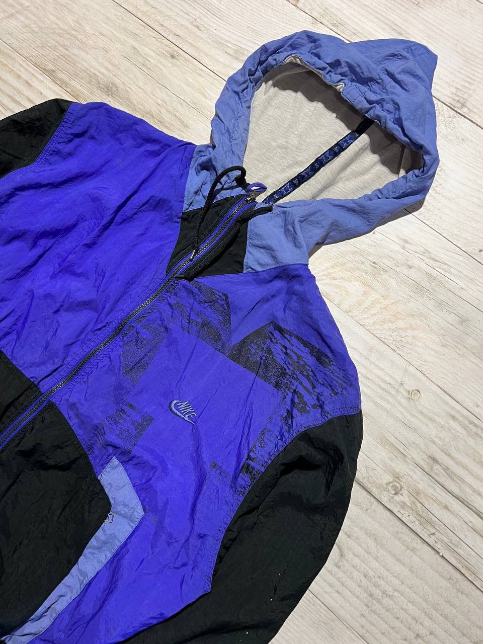 Nike Vintage Nike Windbreaker Nylon Track Jacket Size US M / EU 48-50 / 2 - 2 Thumbnail