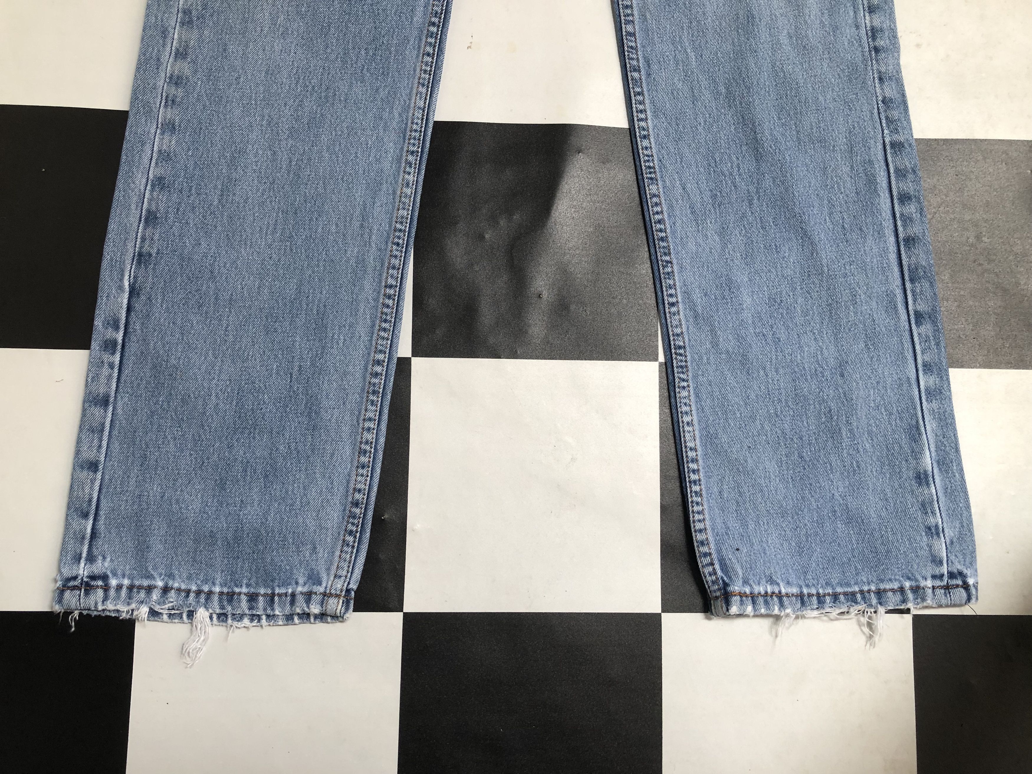 Levi's × Vintage Vintage Levis 514 Jean L332 Size US 31 - 4 Thumbnail