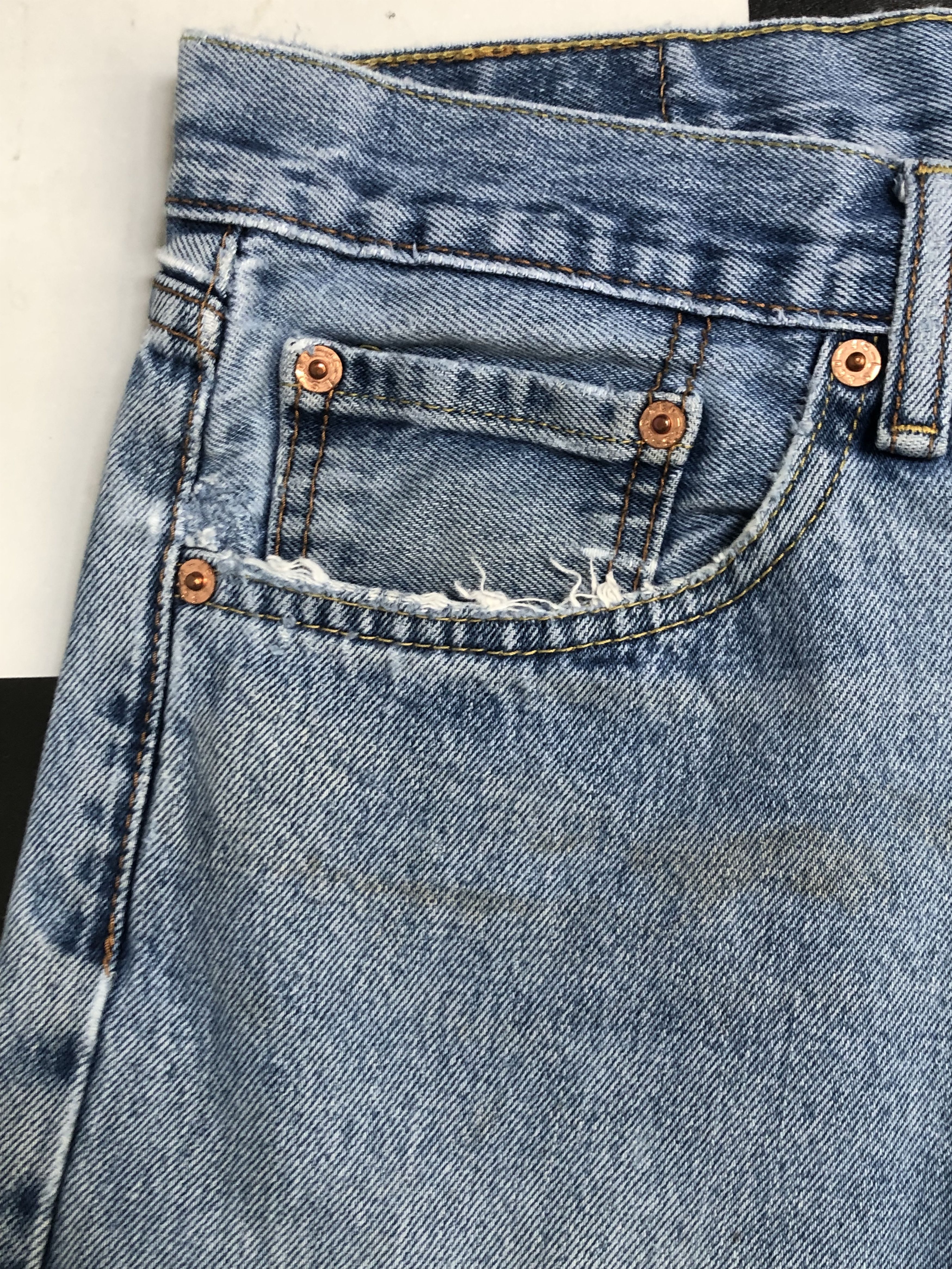 Levi's × Vintage Vintage Levis 514 Jean L332 Size US 31 - 7 Thumbnail