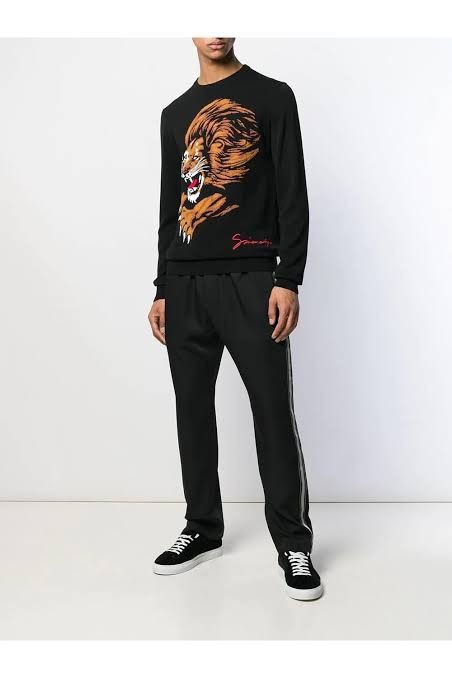 Givenchy lion hot sale sweatshirt