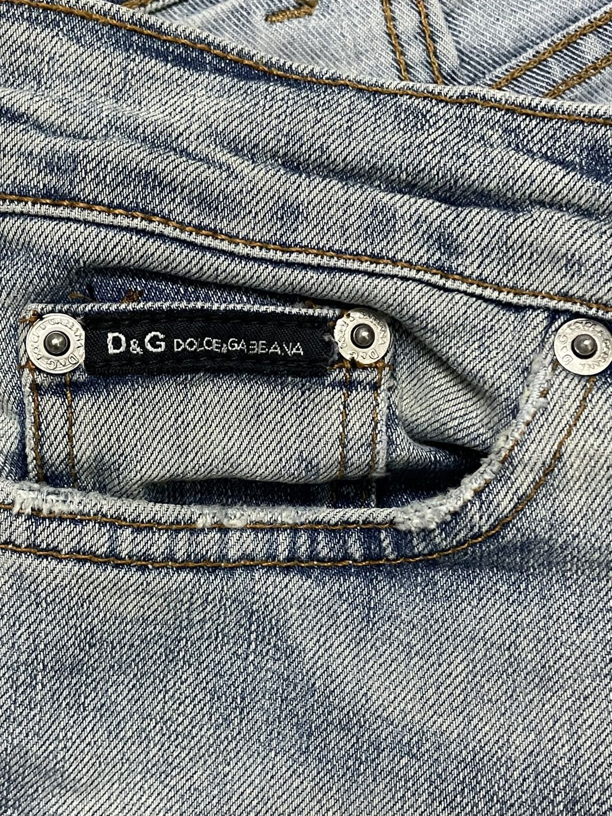 Dolce & Gabbana Vintage Dolce & Gabbana Distressed Denim Size US 26 / EU 42 - 10 Thumbnail