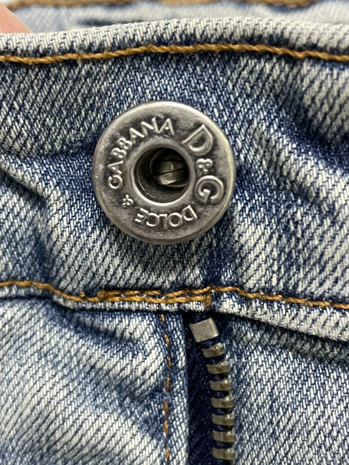 Dolce & Gabbana Vintage Dolce & Gabbana Distressed Denim Size US 26 / EU 42 - 8 Thumbnail